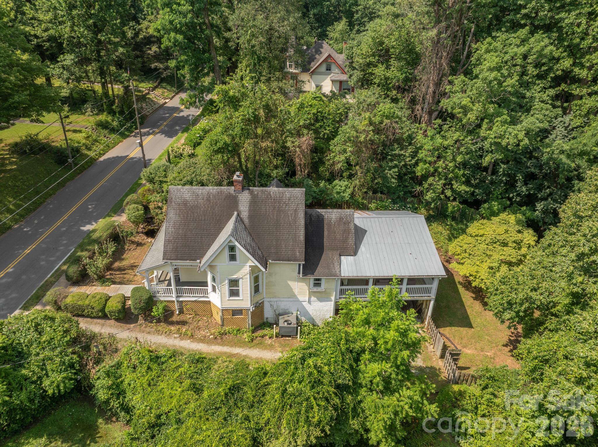 334 Greenville Street — Saluda