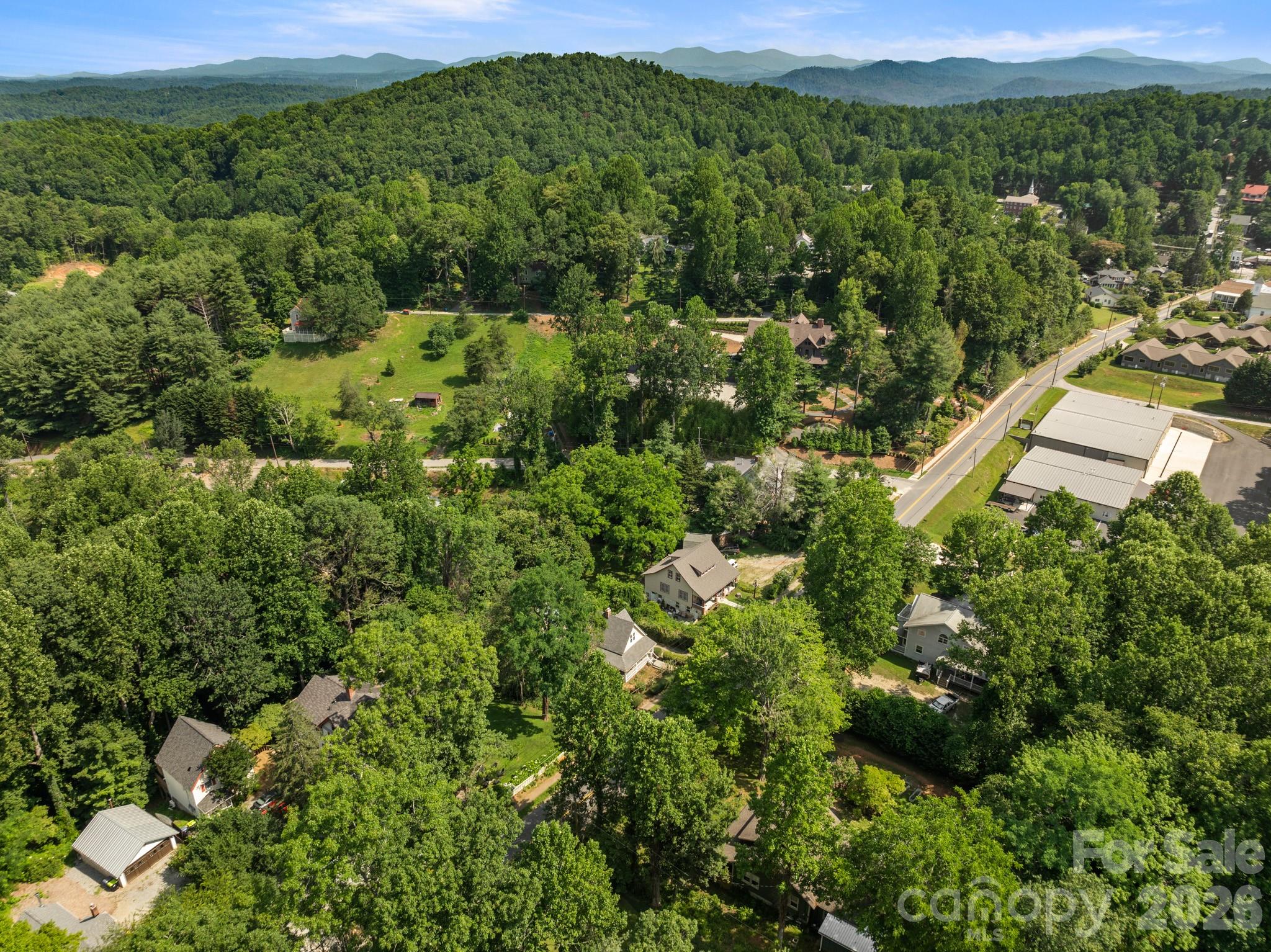 334 Greenville Street — Saluda