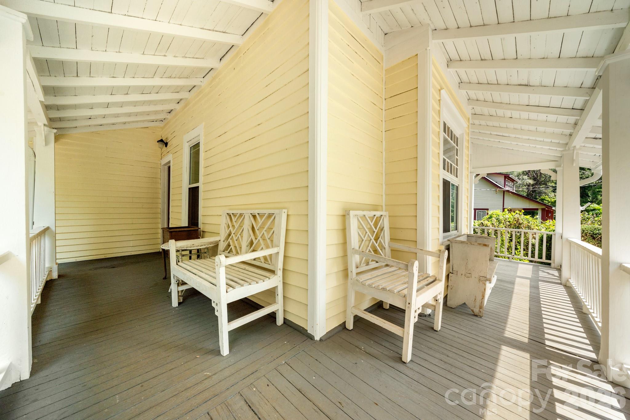 334 Greenville Street — Saluda
