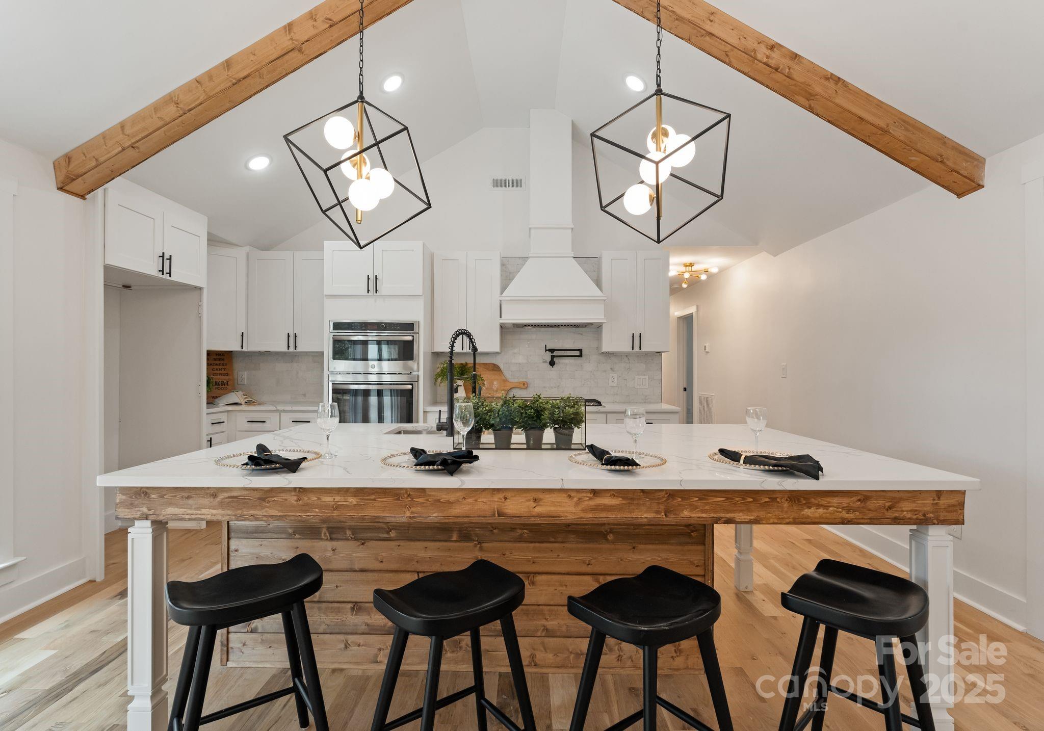 6326 Cedar Croft Drive — Charlotte