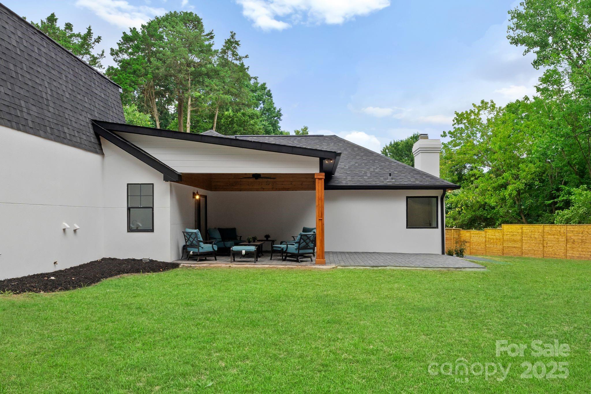 6326 Cedar Croft Drive — Charlotte