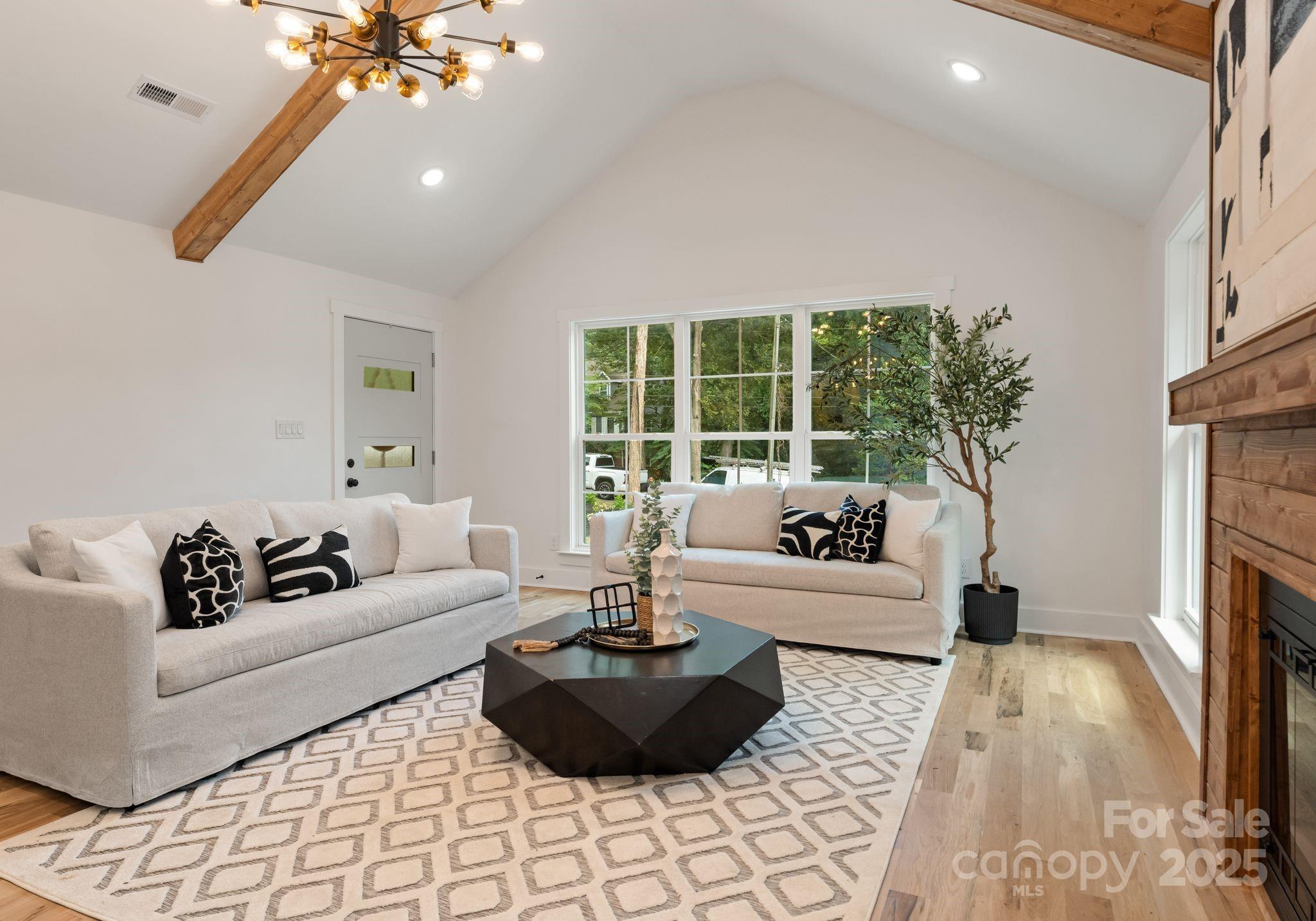 6326 Cedar Croft Drive — Charlotte