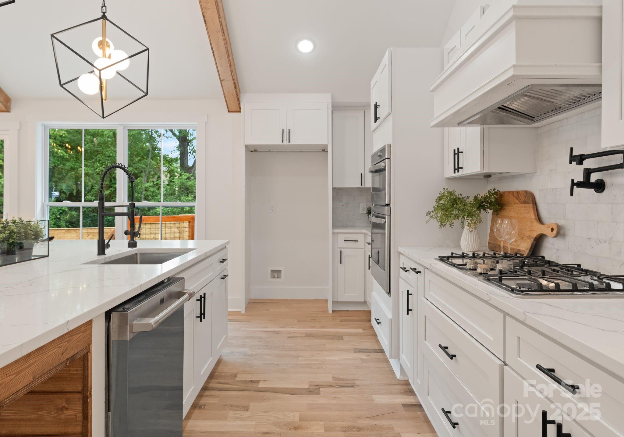 6326 Cedar Croft Drive — Charlotte