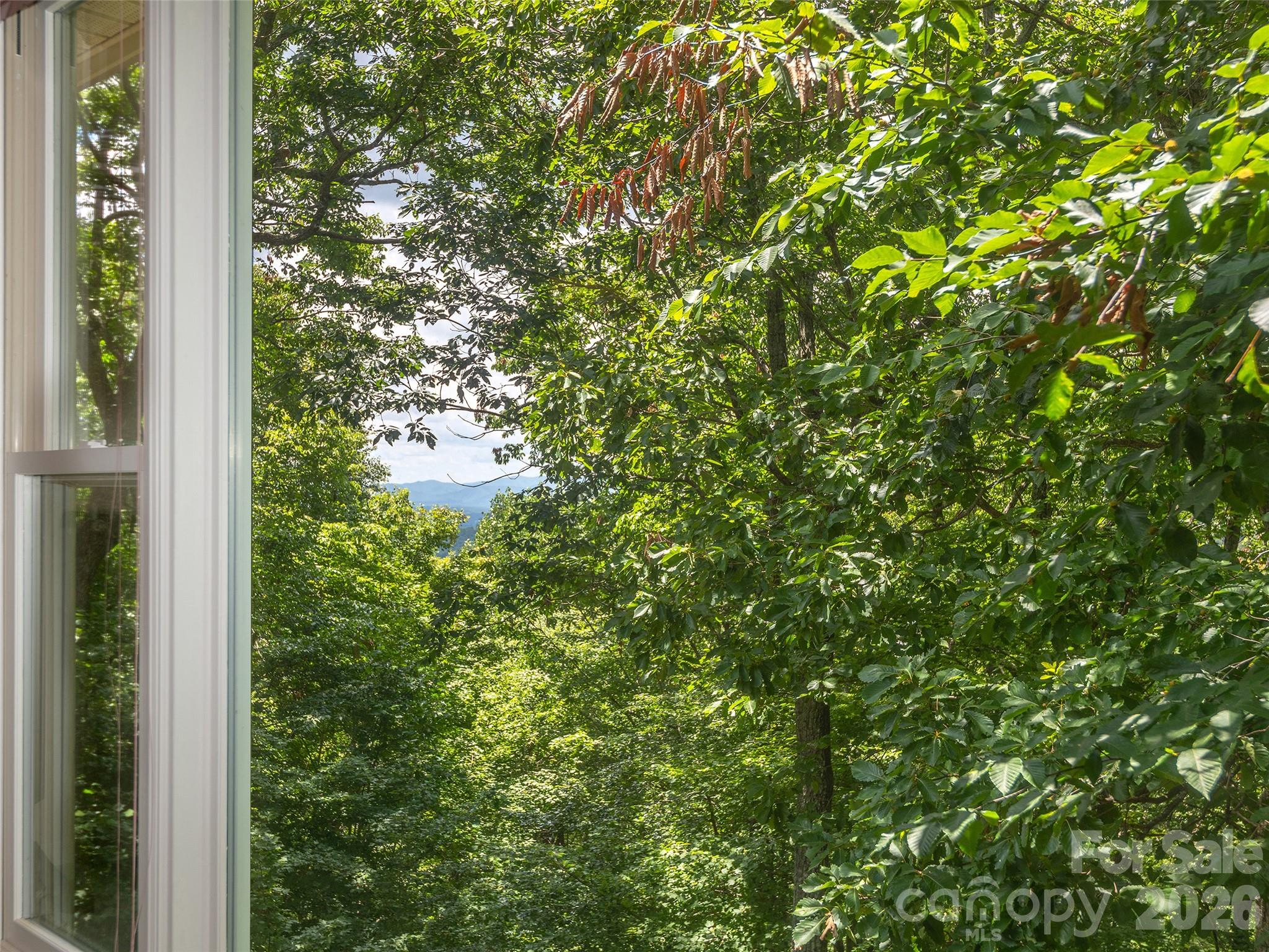 608 Upper Sondley Drive — Asheville
