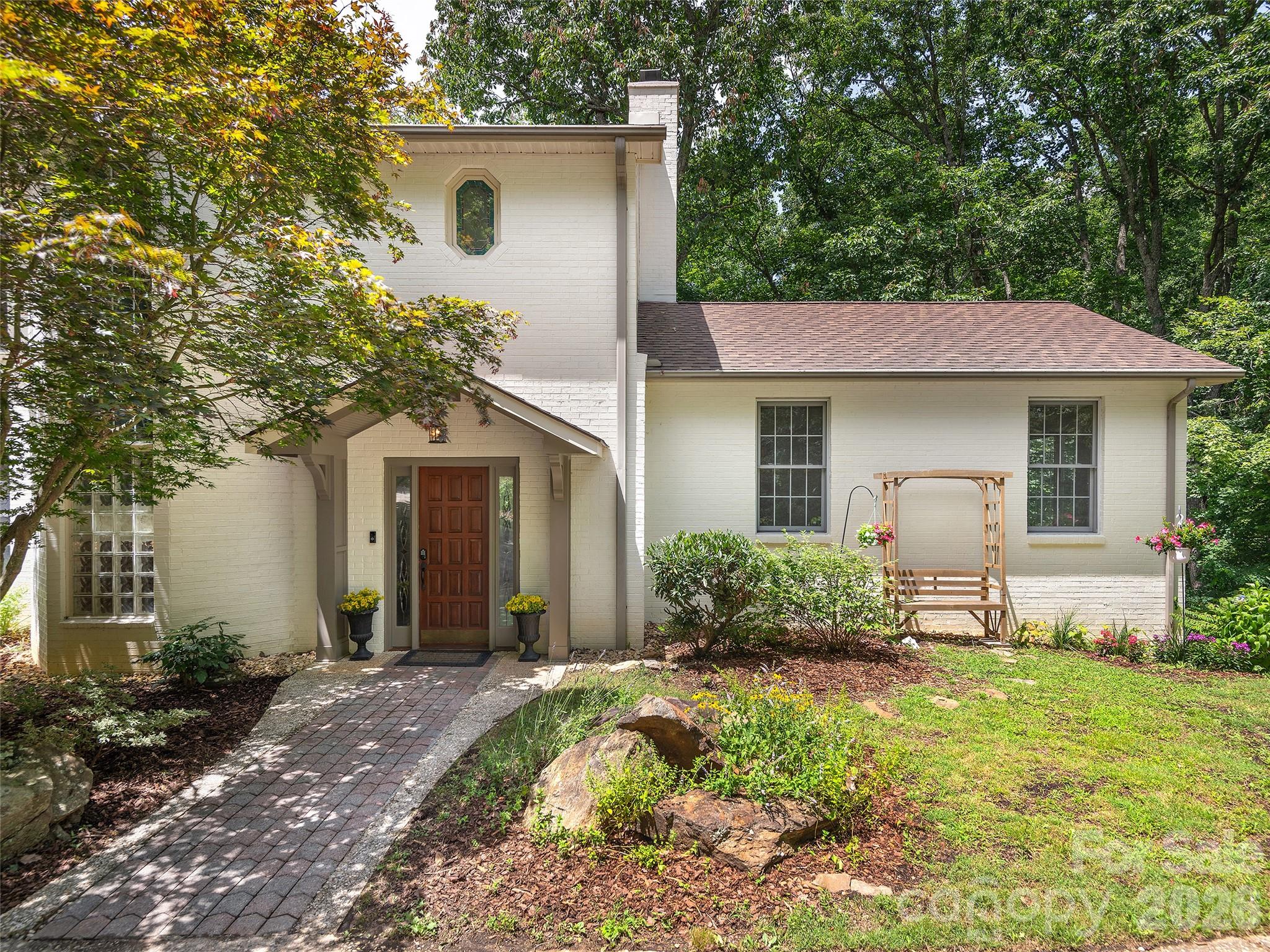 608 Upper Sondley Drive — Asheville