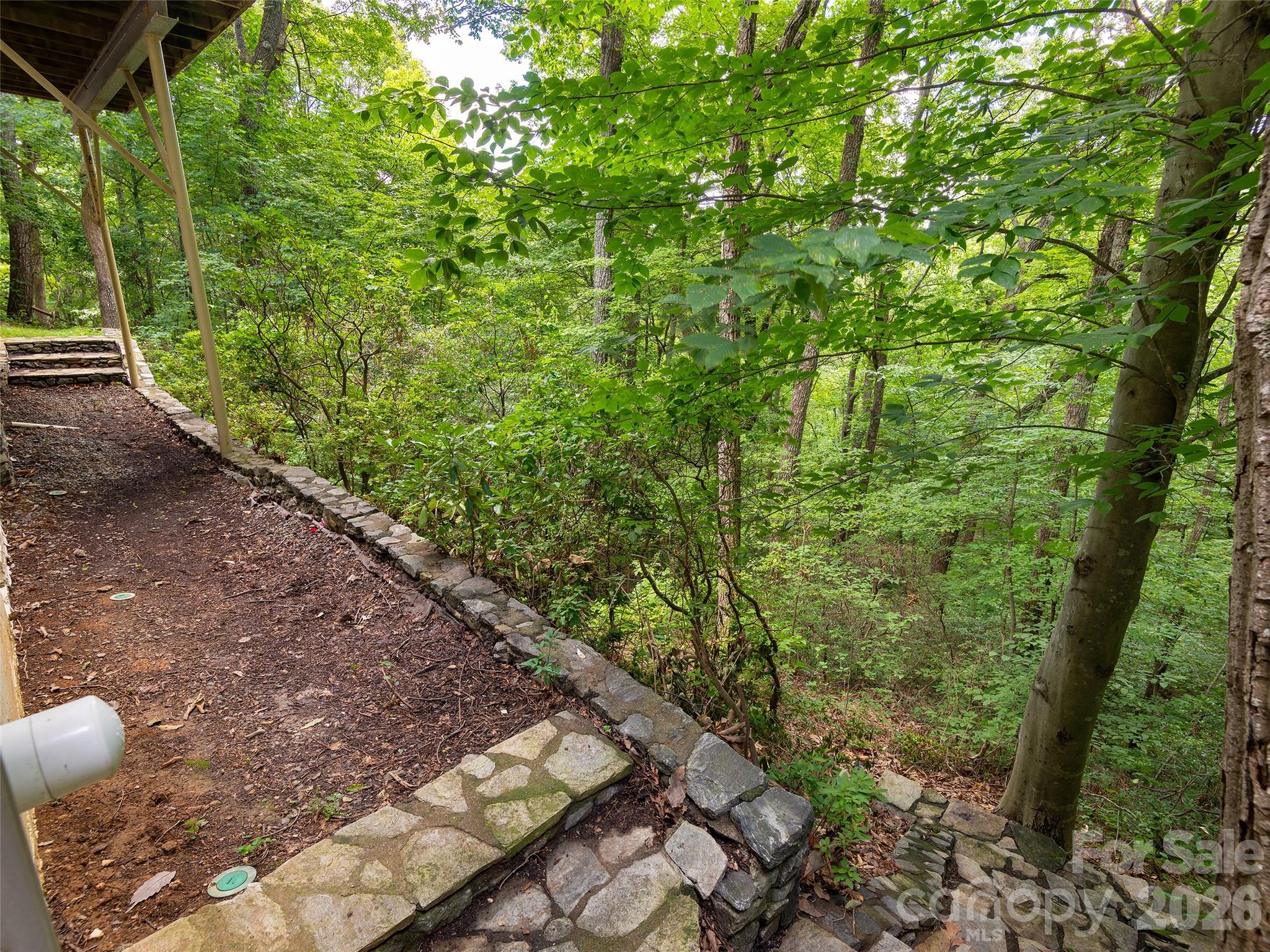 608 Upper Sondley Drive — Asheville