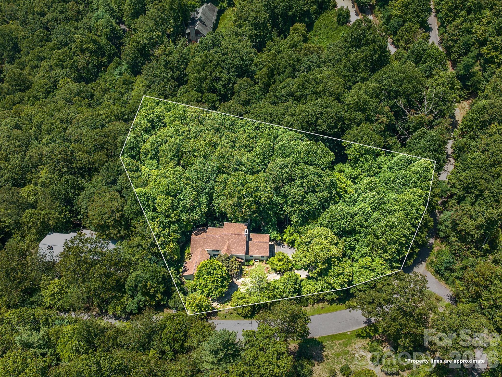 608 Upper Sondley Drive — Asheville