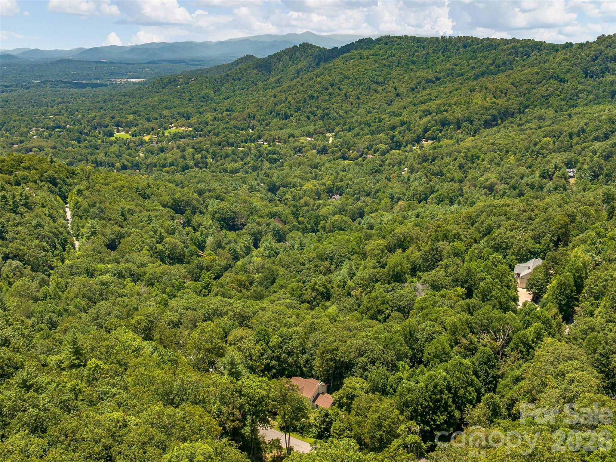 608 Upper Sondley Drive — Asheville