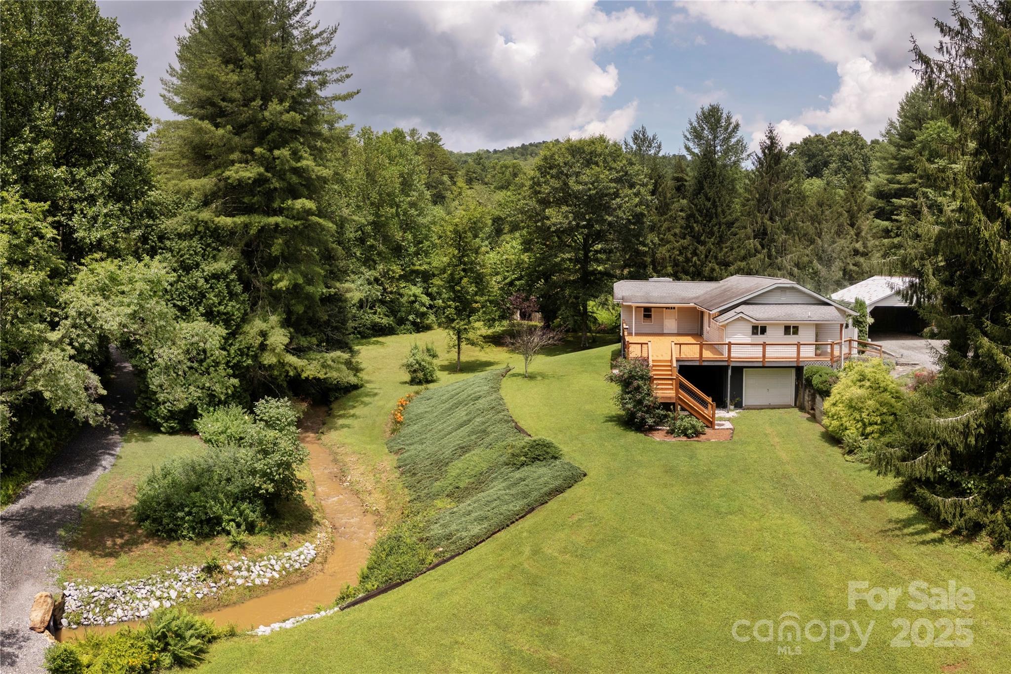788 Old NC 280 Highway — Pisgah Forest
