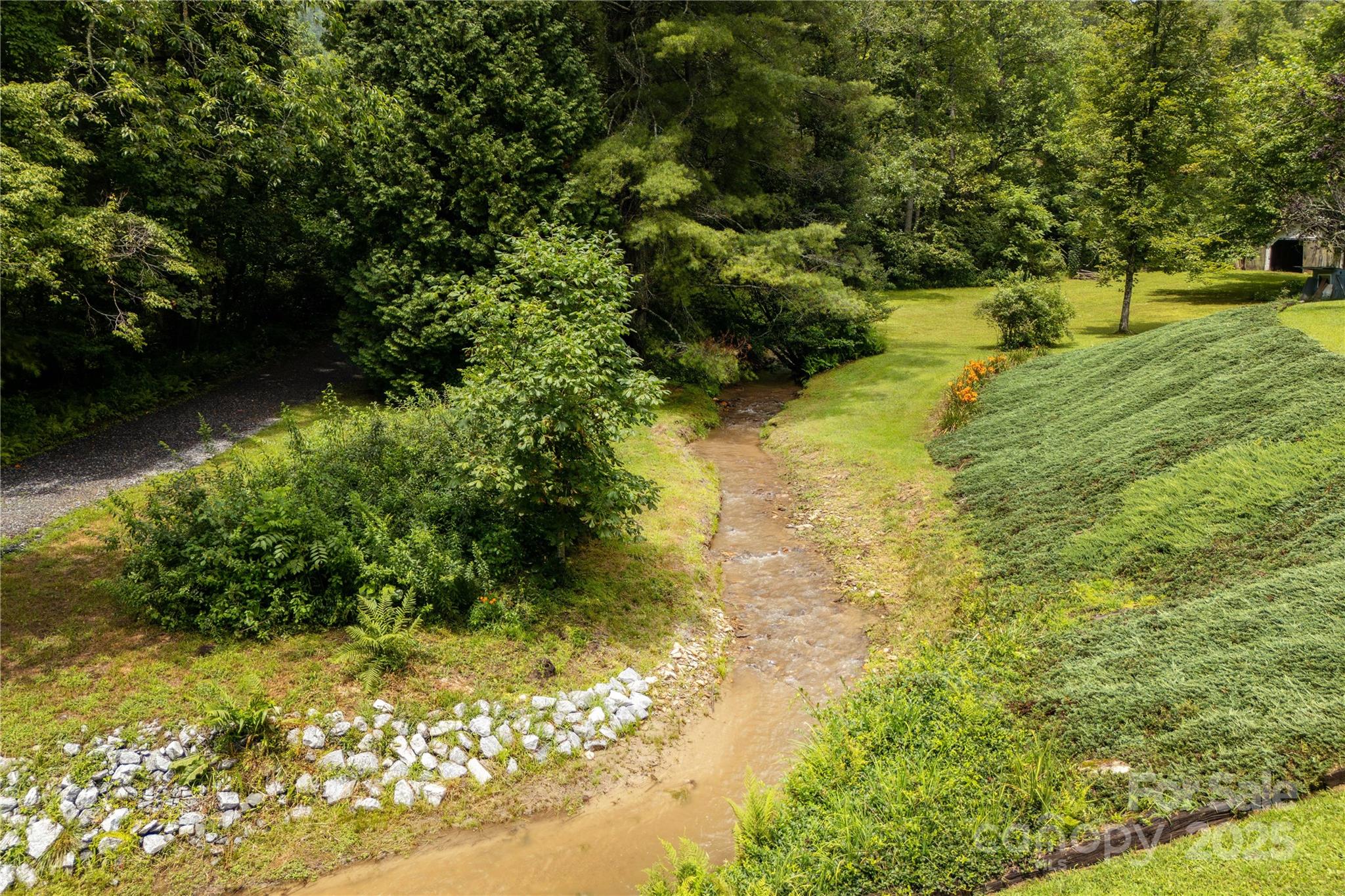 788 Old NC 280 Highway — Pisgah Forest