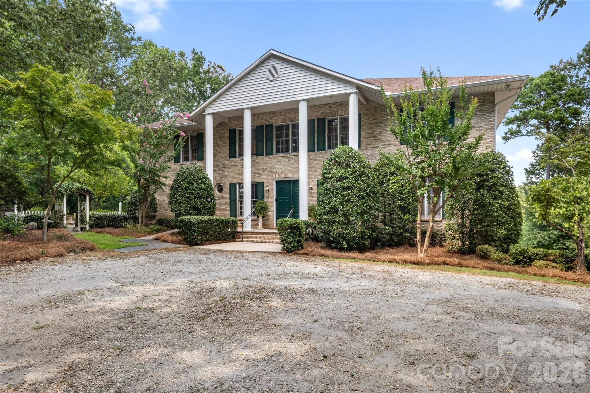 25 Towhee Trail — Tryon