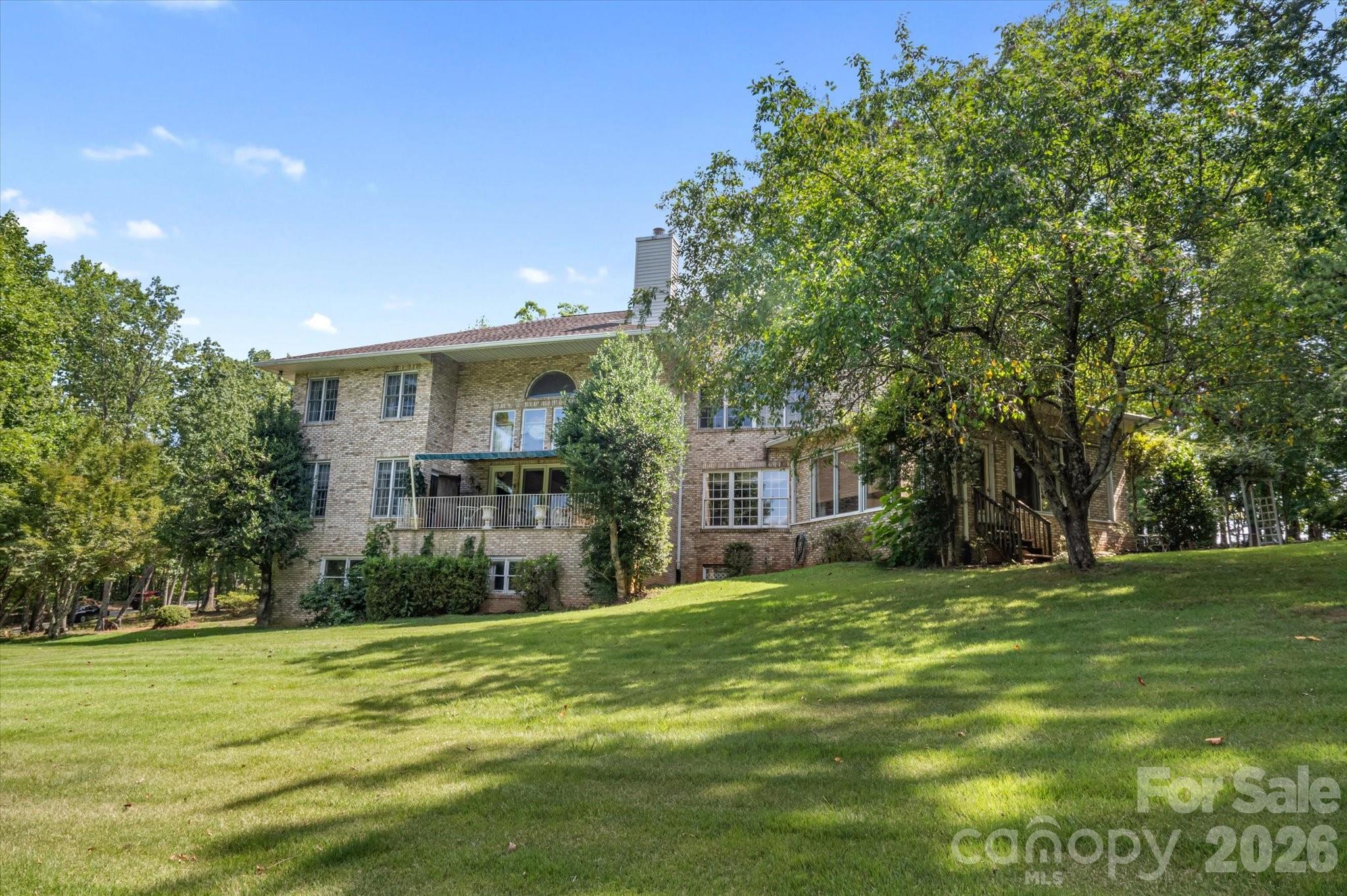 25 Towhee Trail — Tryon