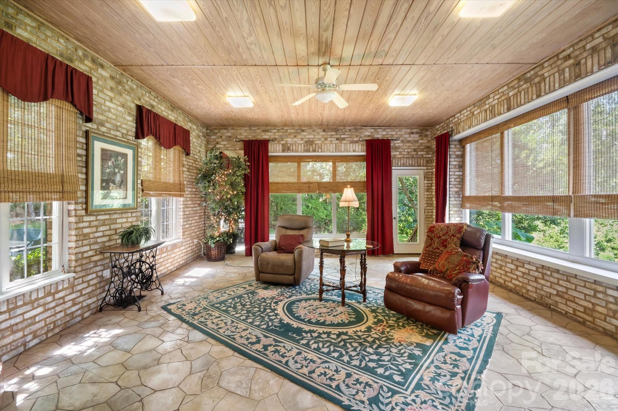 25 Towhee Trail — Tryon