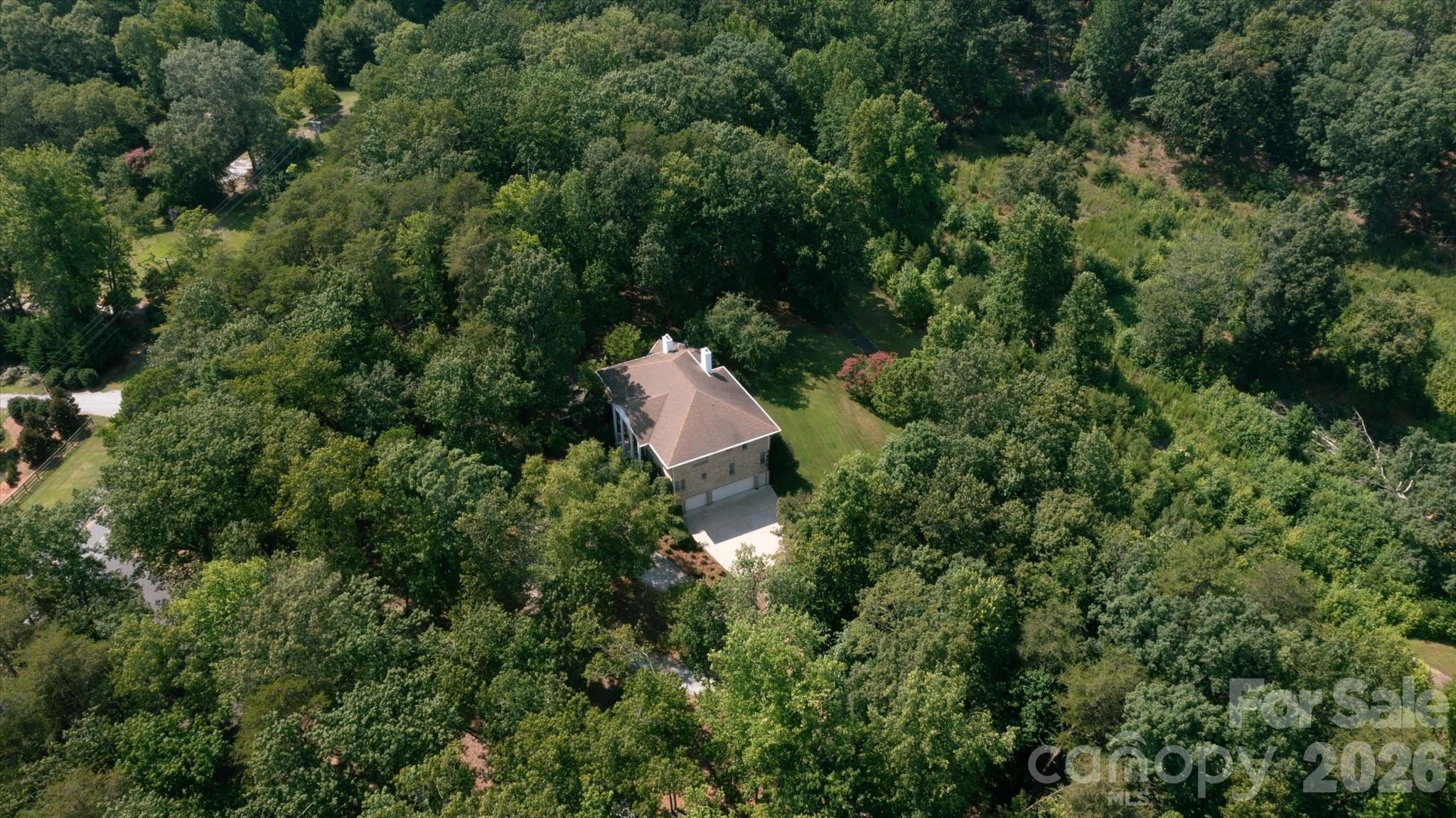 25 Towhee Trail — Tryon