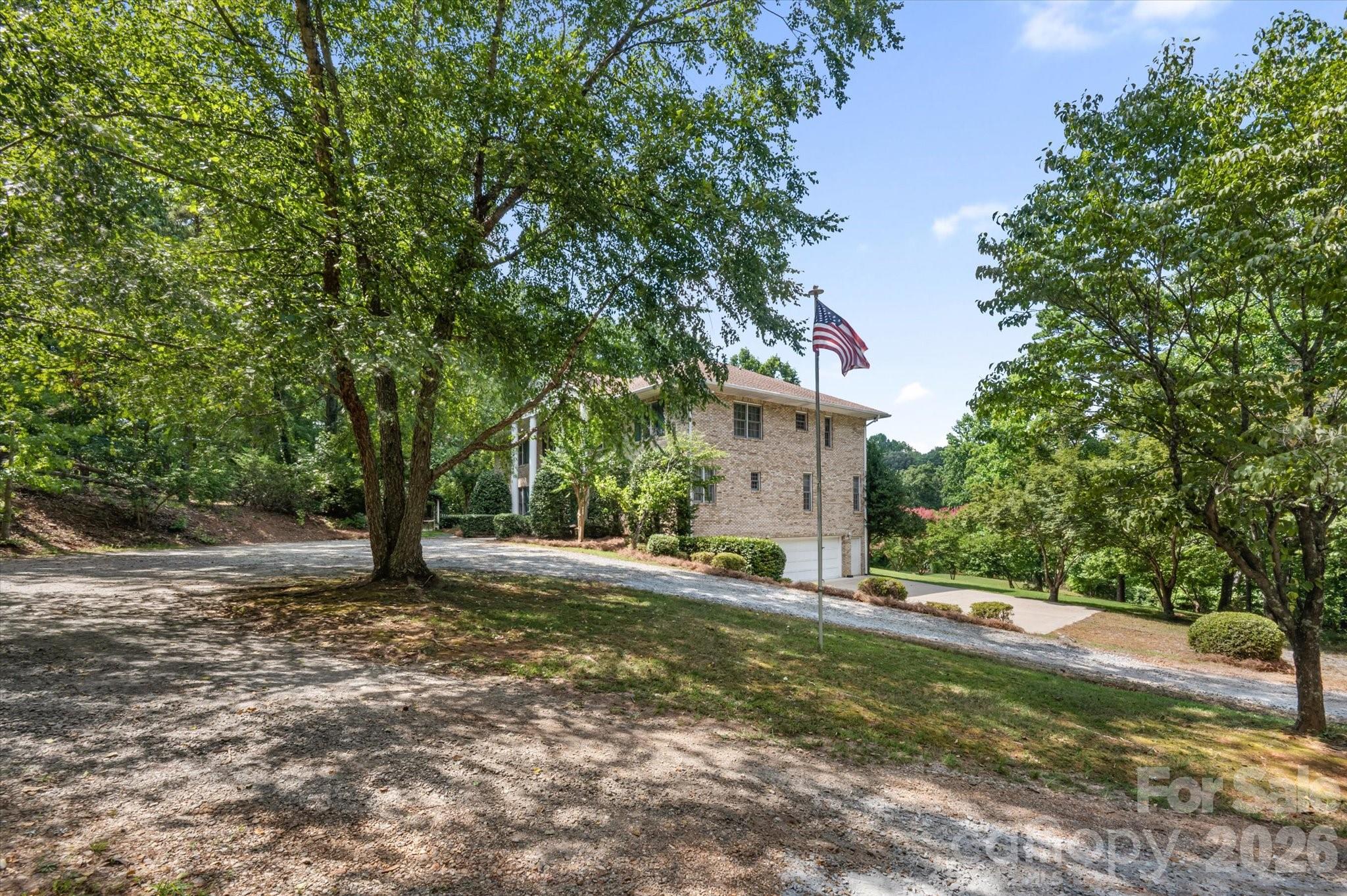 25 Towhee Trail — Tryon