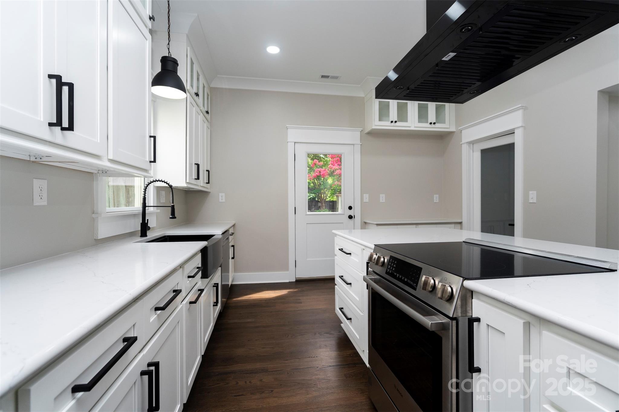420 E Bank Street — Salisbury