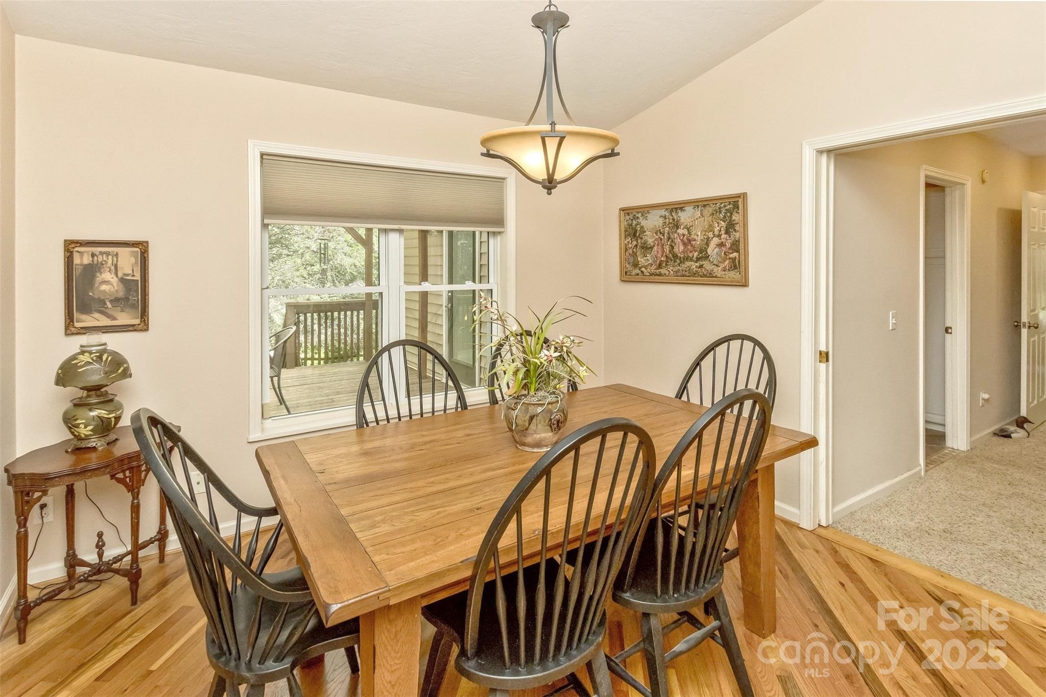 15 Beaverdam Knoll Road — Asheville