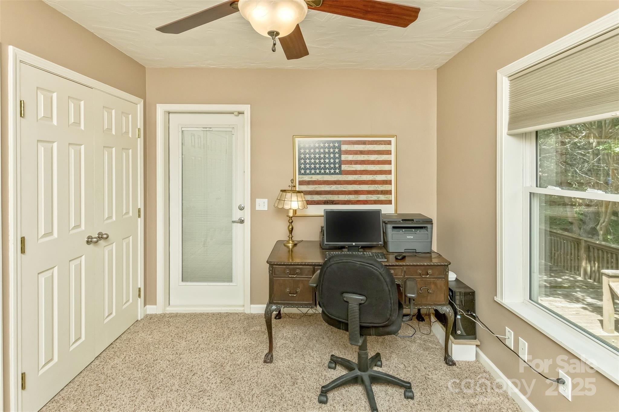 15 Beaverdam Knoll Road — Asheville