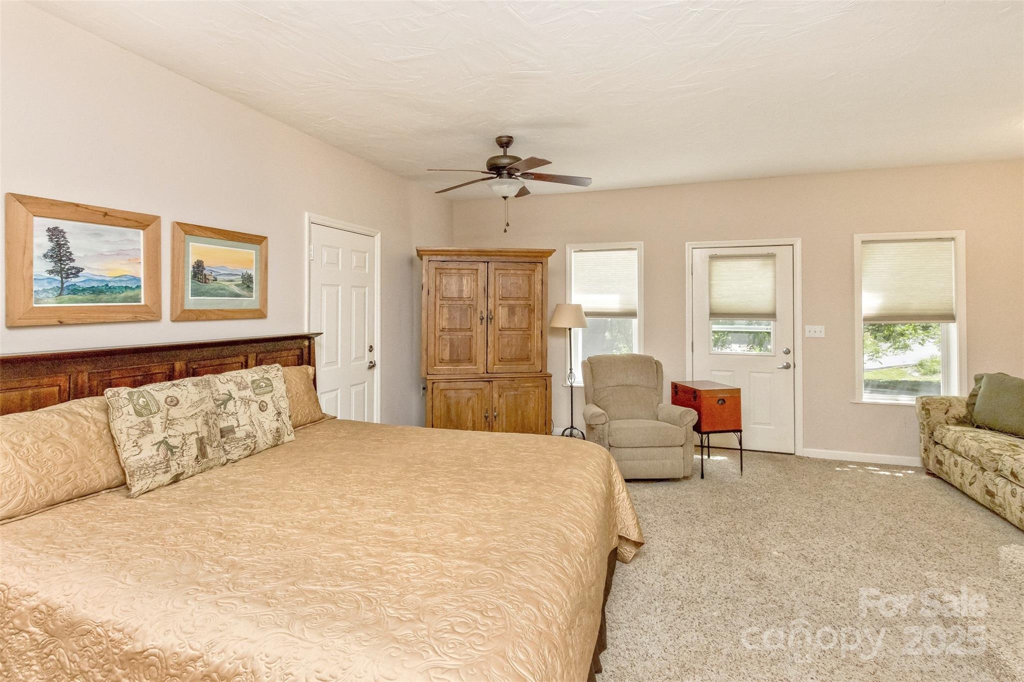 15 Beaverdam Knoll Road — Asheville