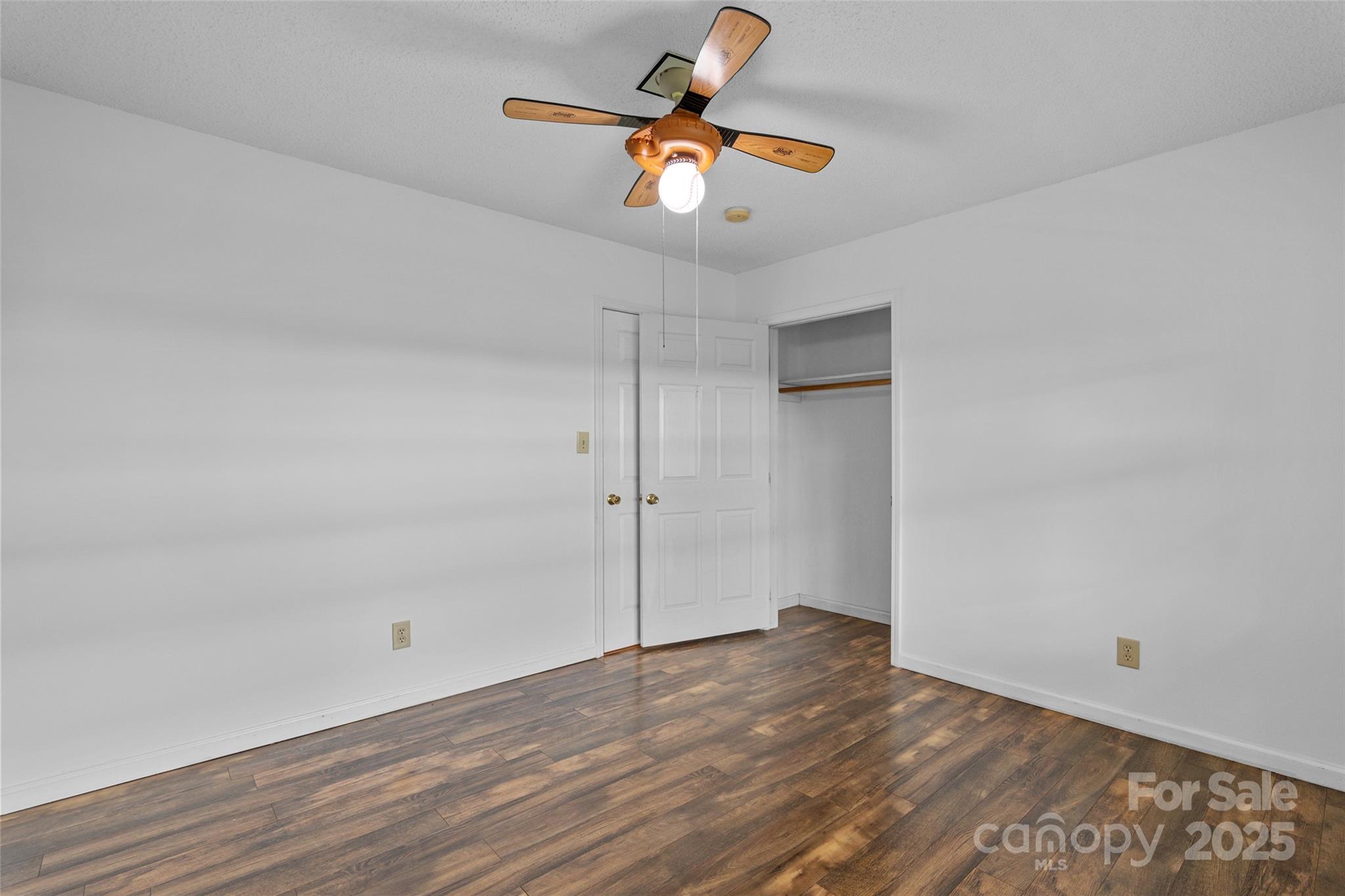 271 Breton Ridge Road — Leicester