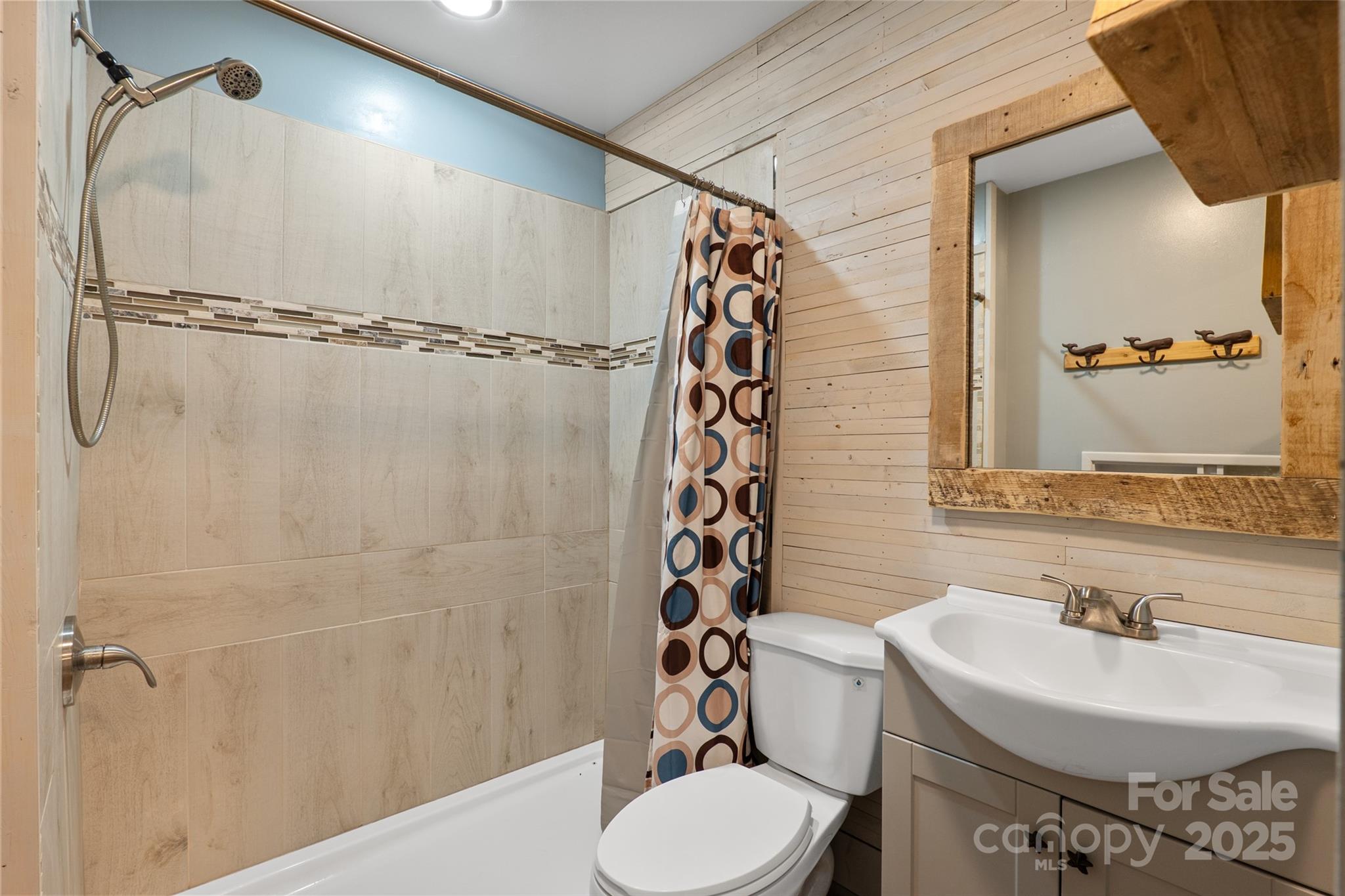271 Breton Ridge Road — Leicester