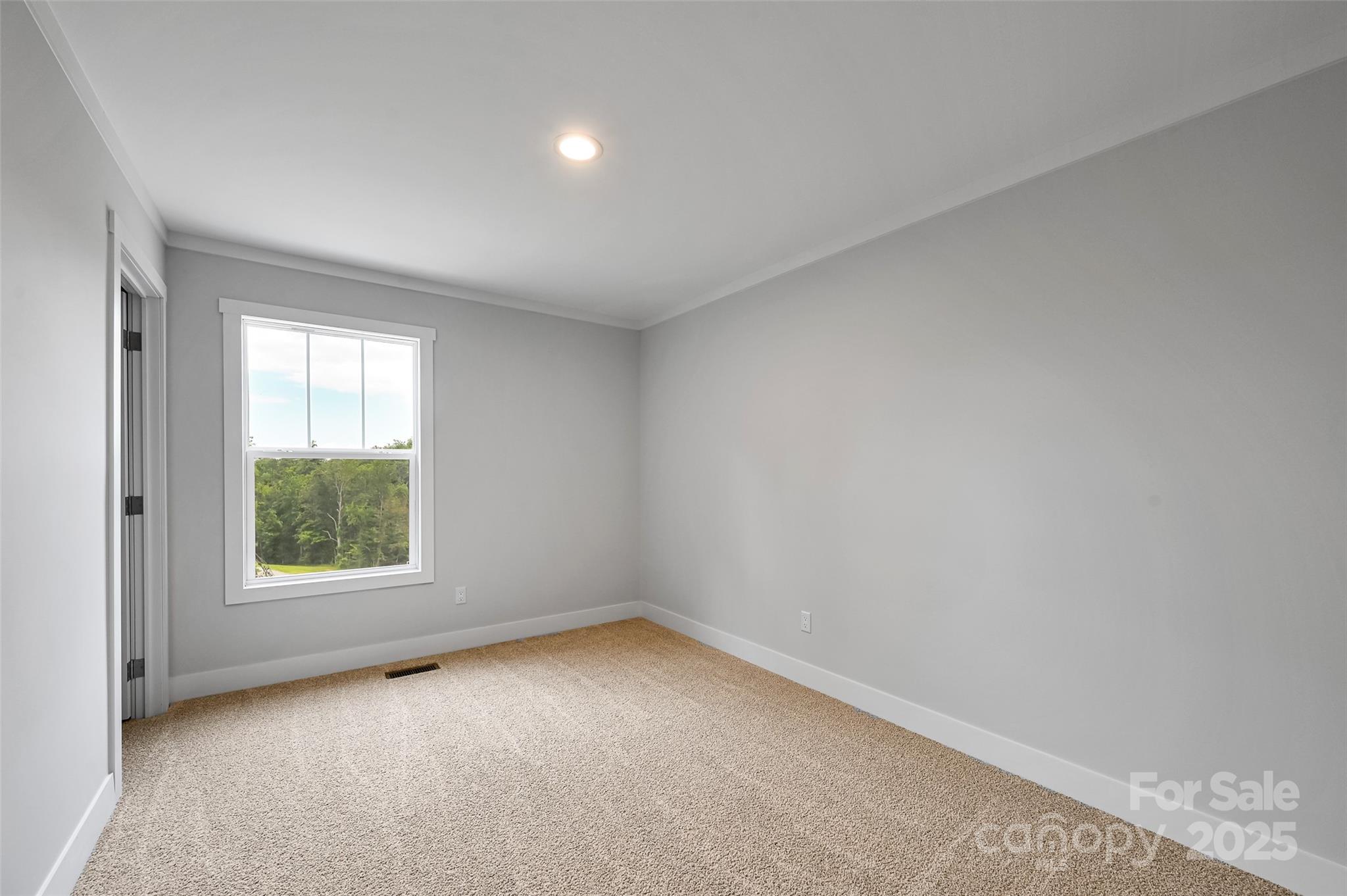 290 Appalachian Way — Mars Hill