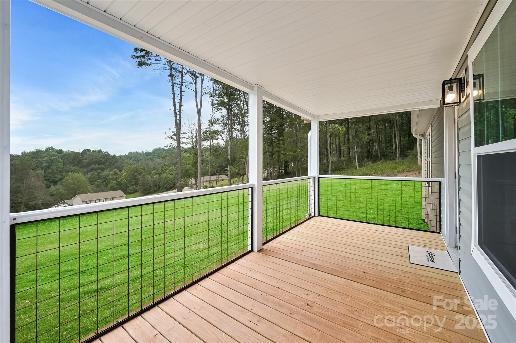 290 Appalachian Way — Mars Hill