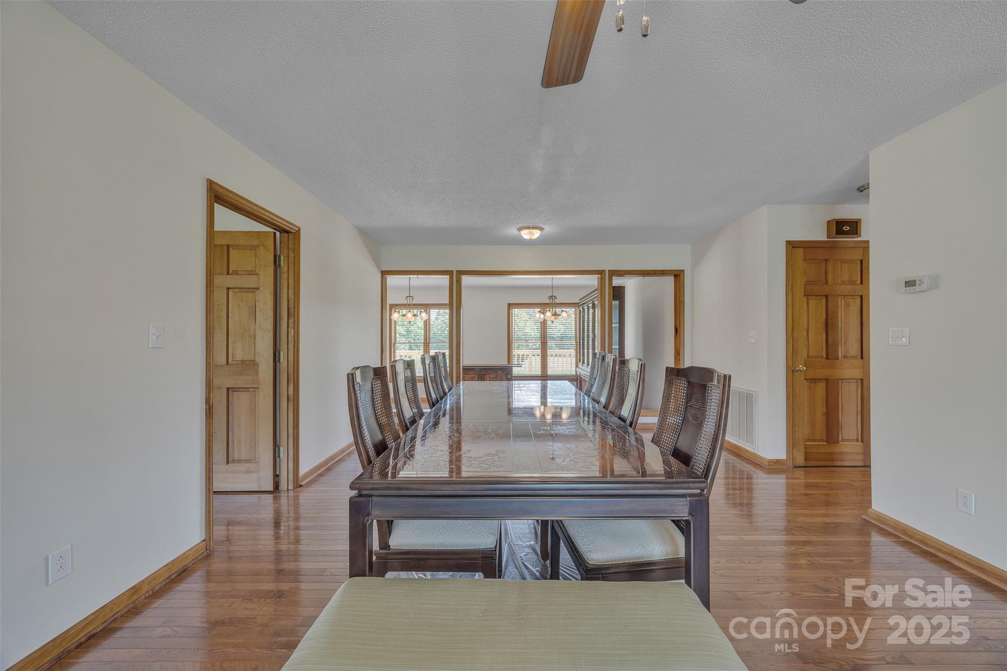 1144 Old Mountain Road — Statesville