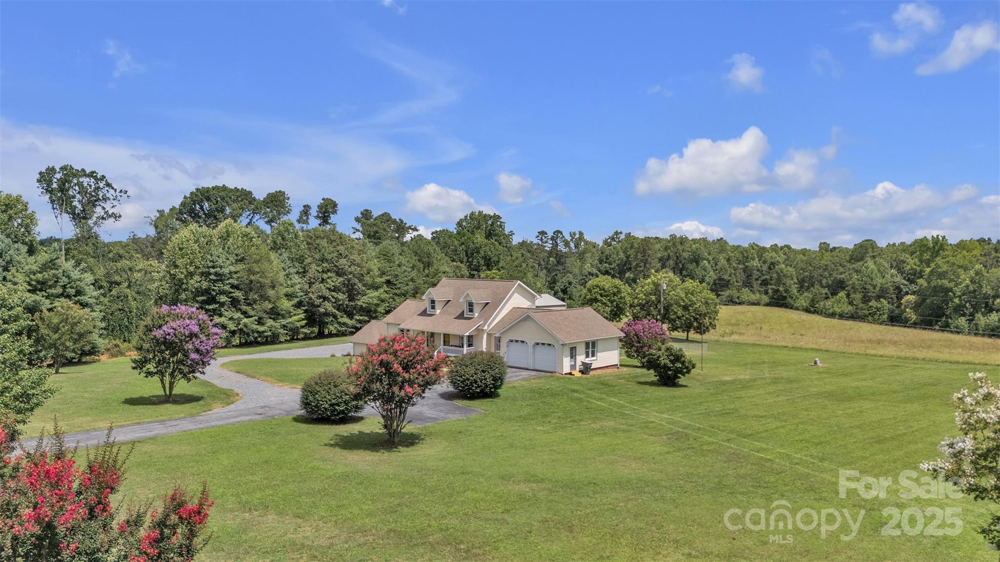 1144 Old Mountain Road — Statesville