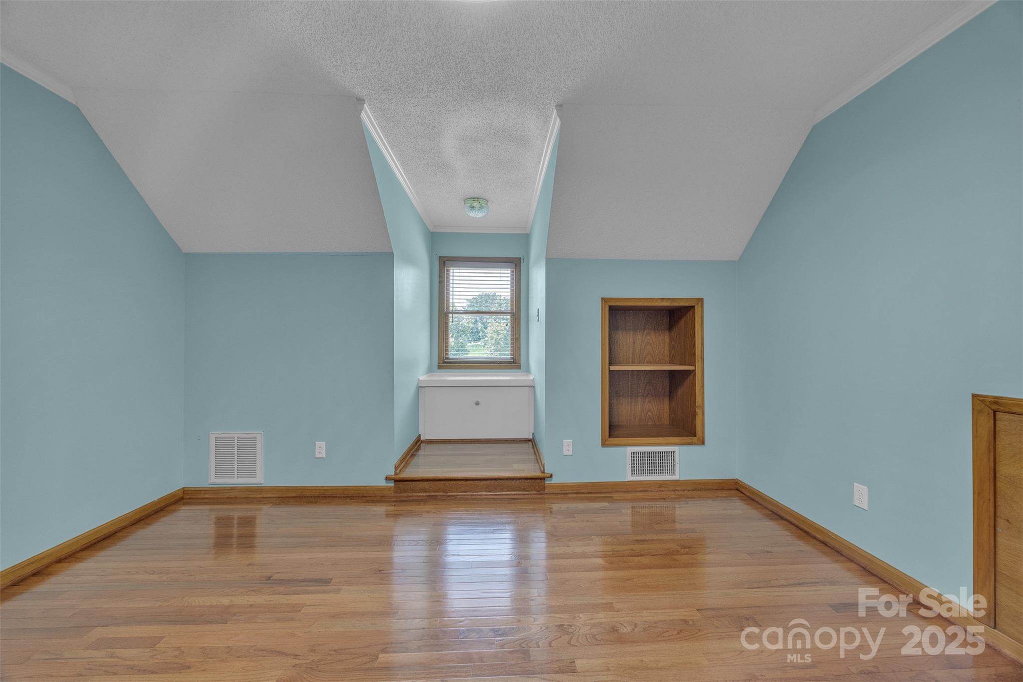 1144 Old Mountain Road — Statesville