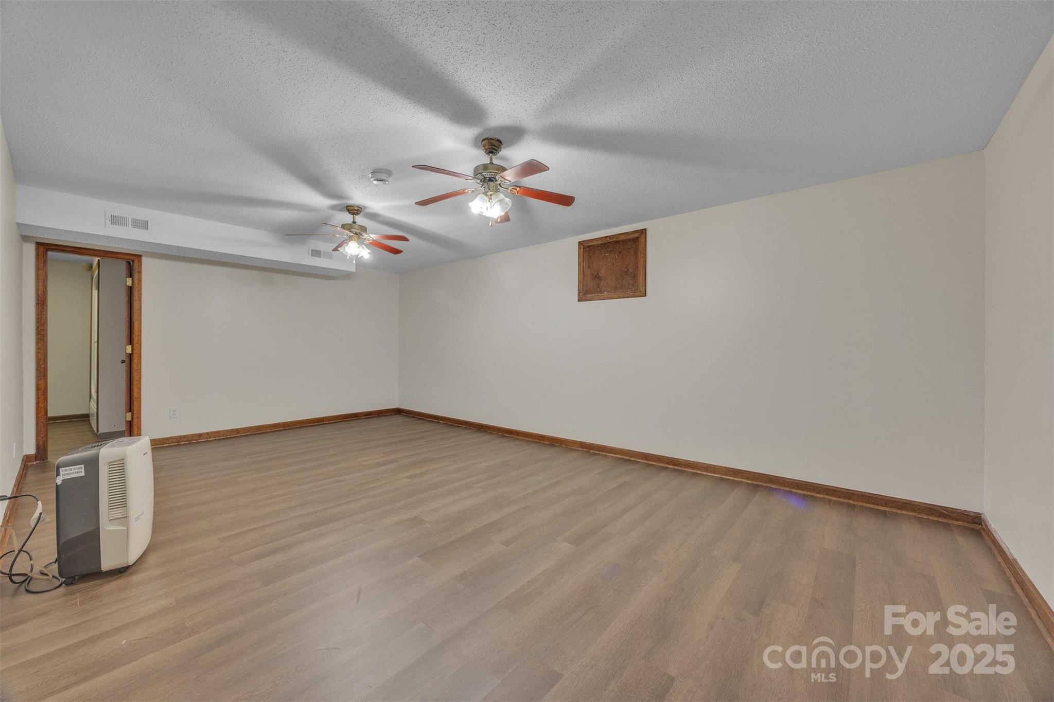 1144 Old Mountain Road — Statesville
