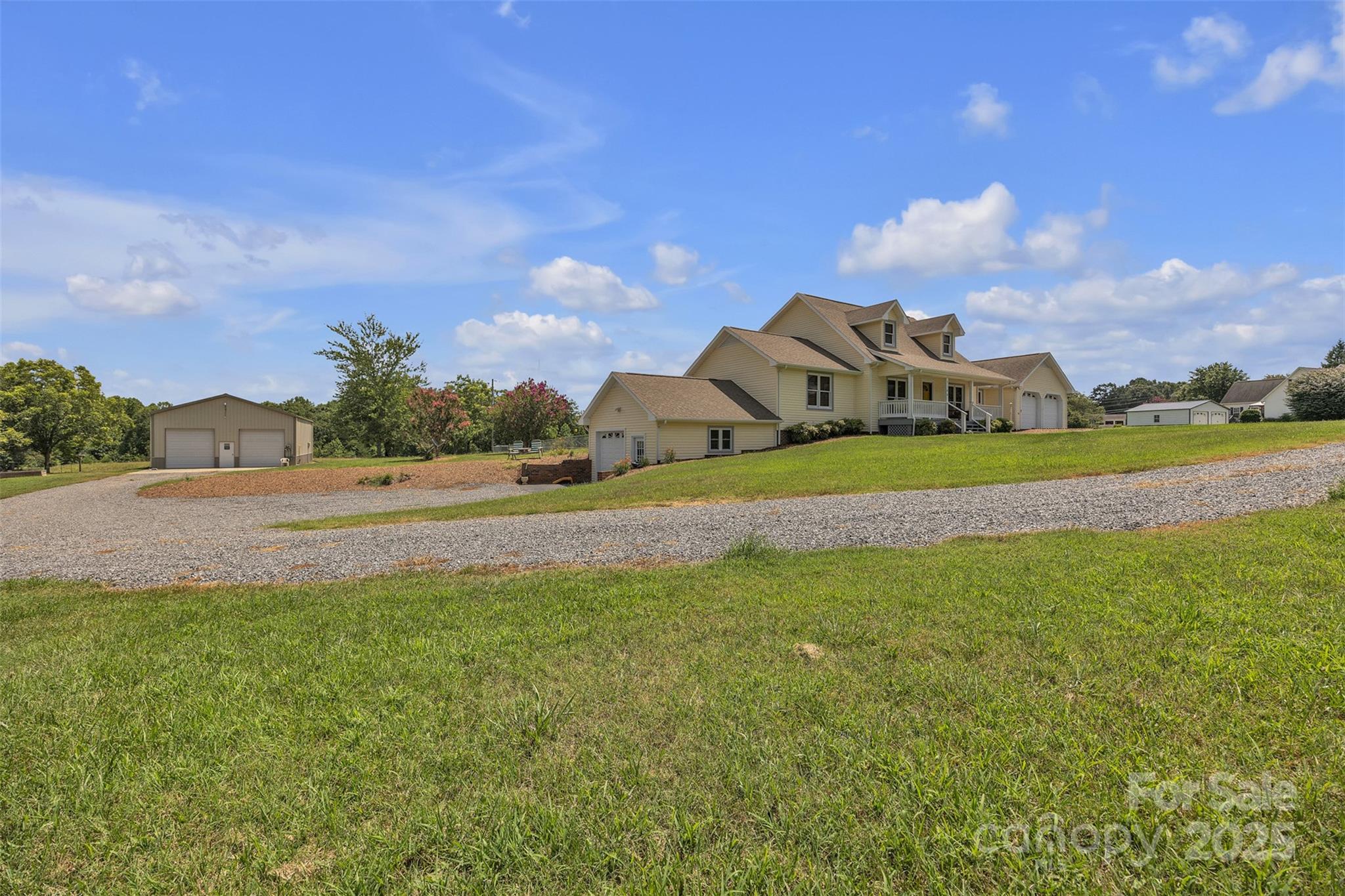 1144 Old Mountain Road — Statesville