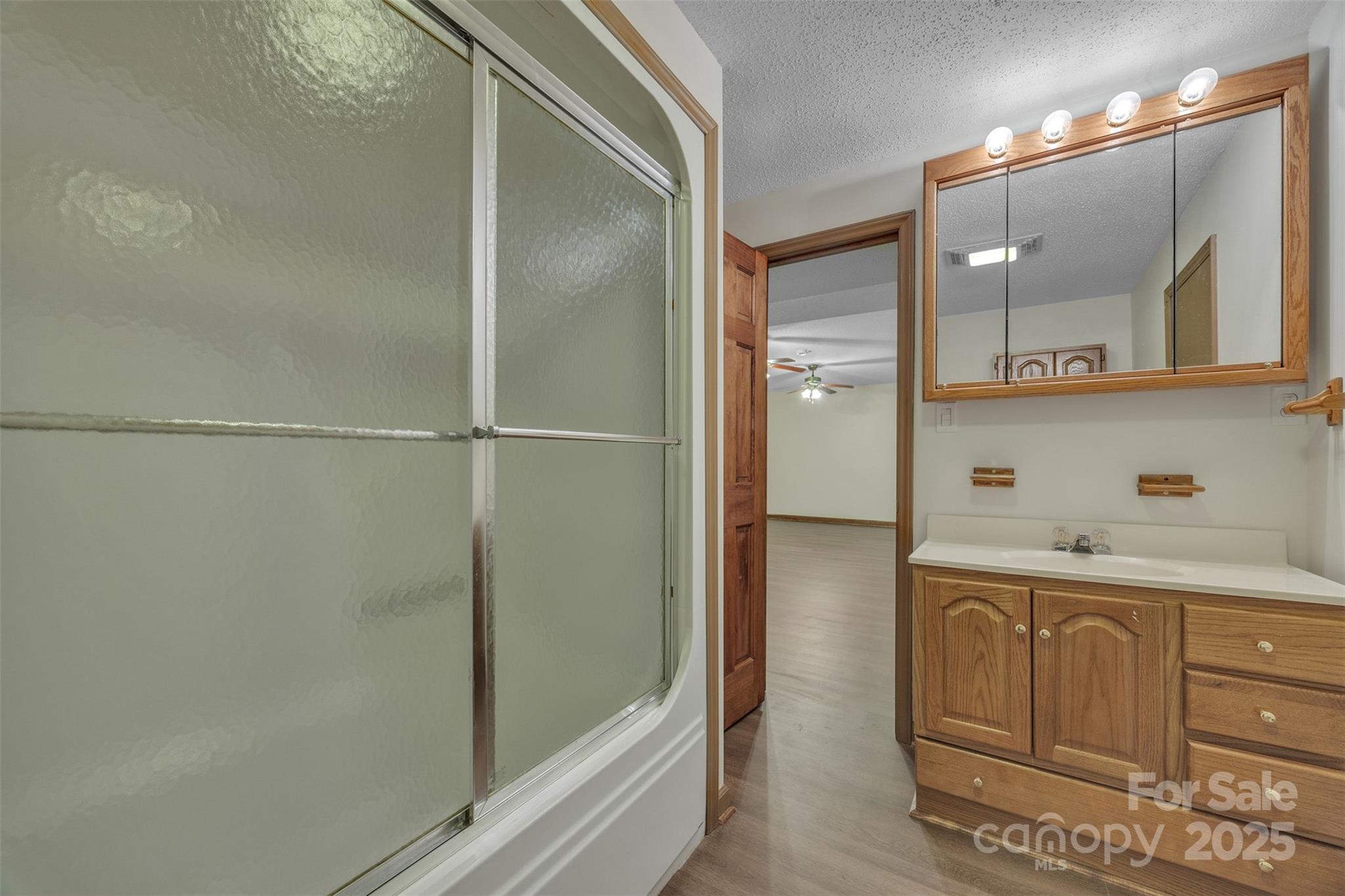 1144 Old Mountain Road — Statesville