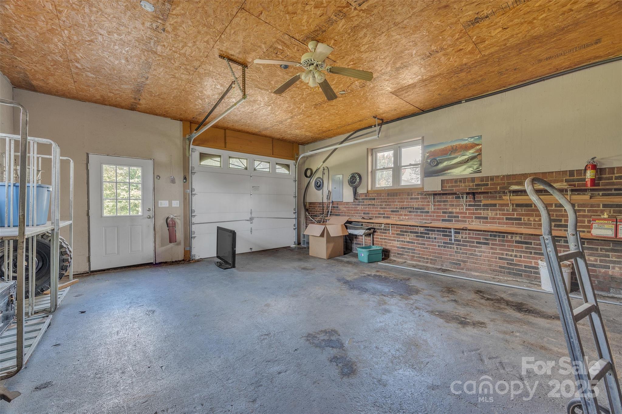 1144 Old Mountain Road — Statesville