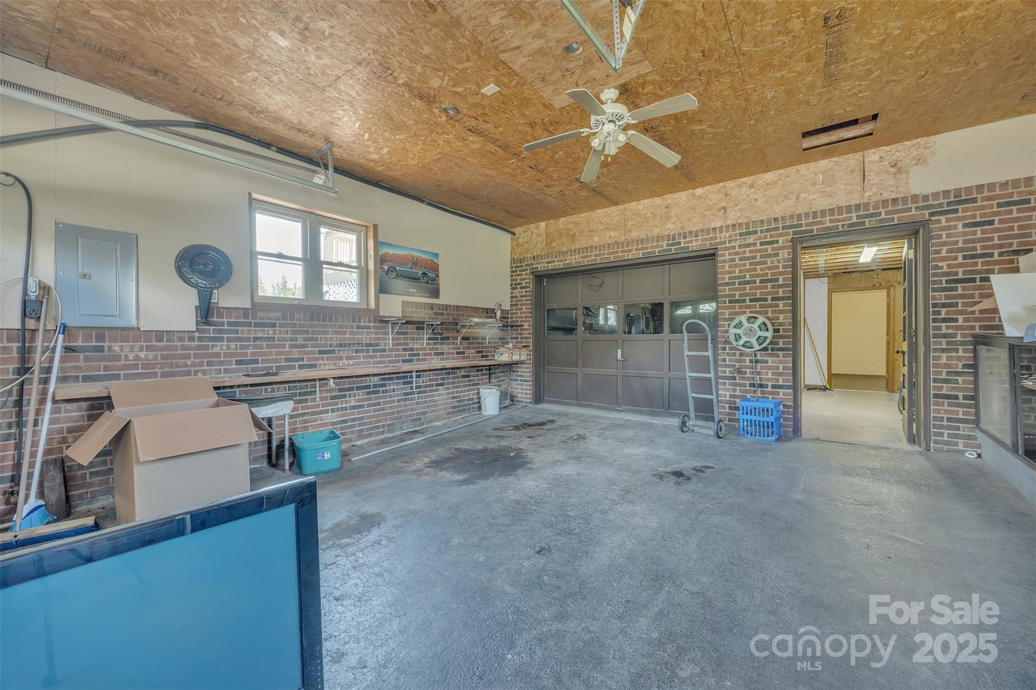 1144 Old Mountain Road — Statesville