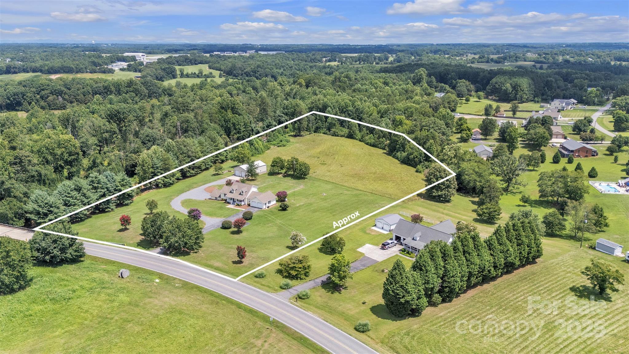 1144 Old Mountain Road — Statesville