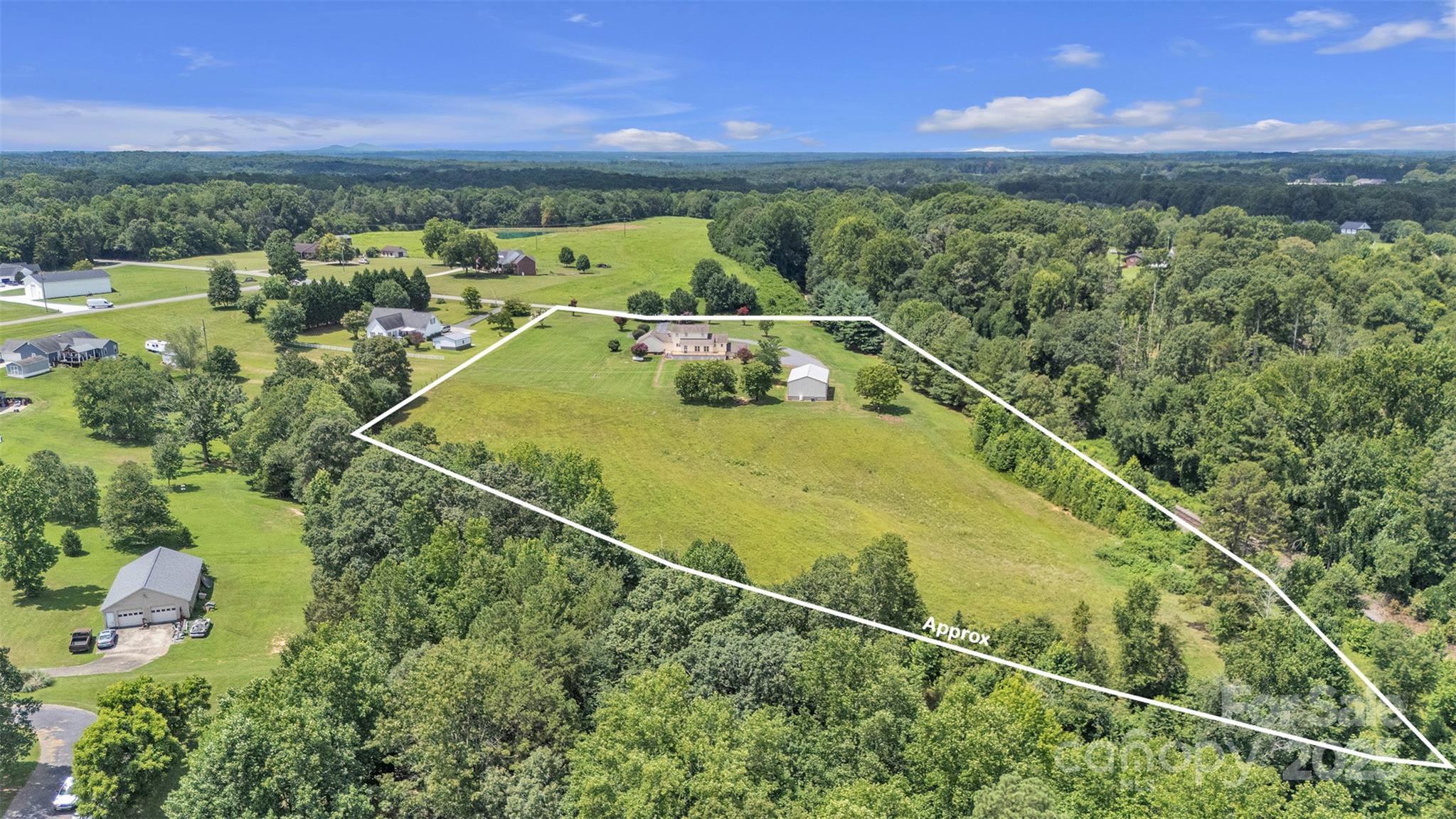 1144 Old Mountain Road — Statesville