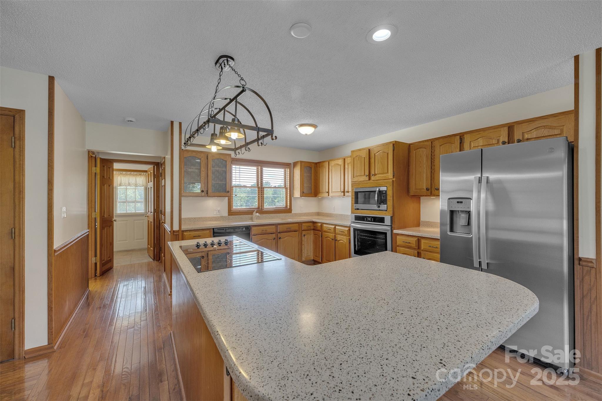 1144 Old Mountain Road — Statesville