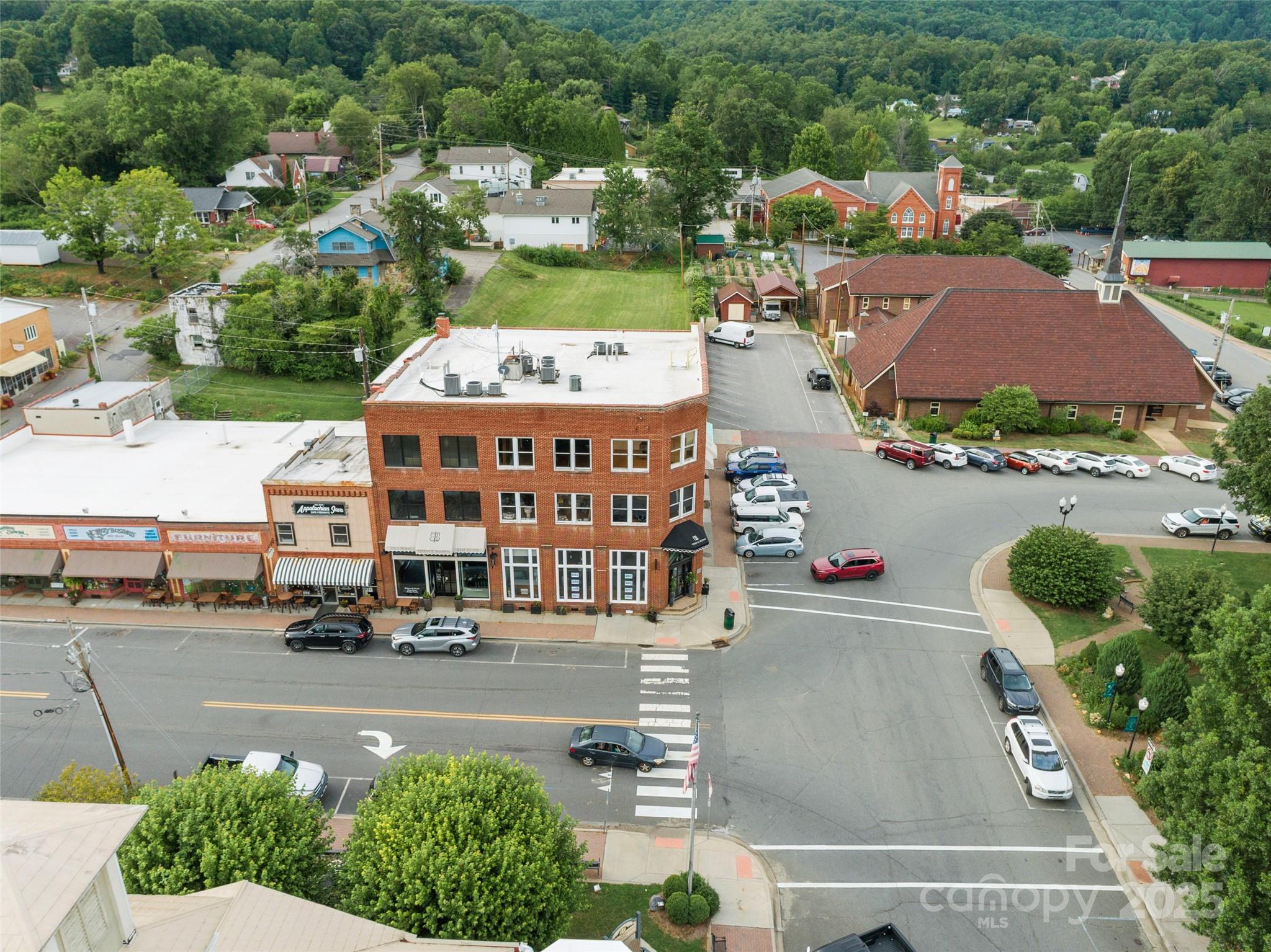 5 Town Square #204 — Burnsville