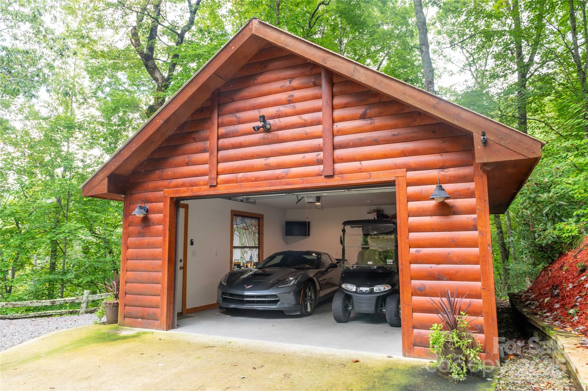238 Falling Water Drive — Burnsville
