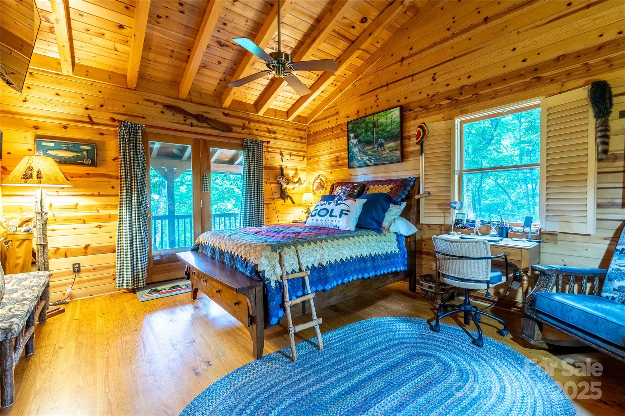 238 Falling Water Drive — Burnsville