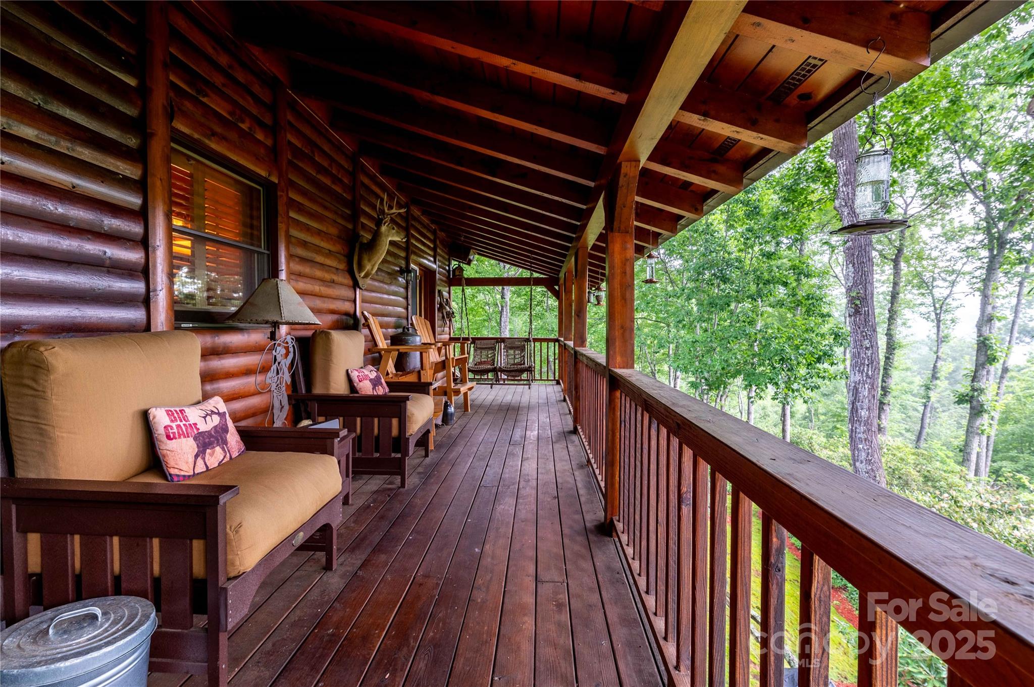 238 Falling Water Drive — Burnsville