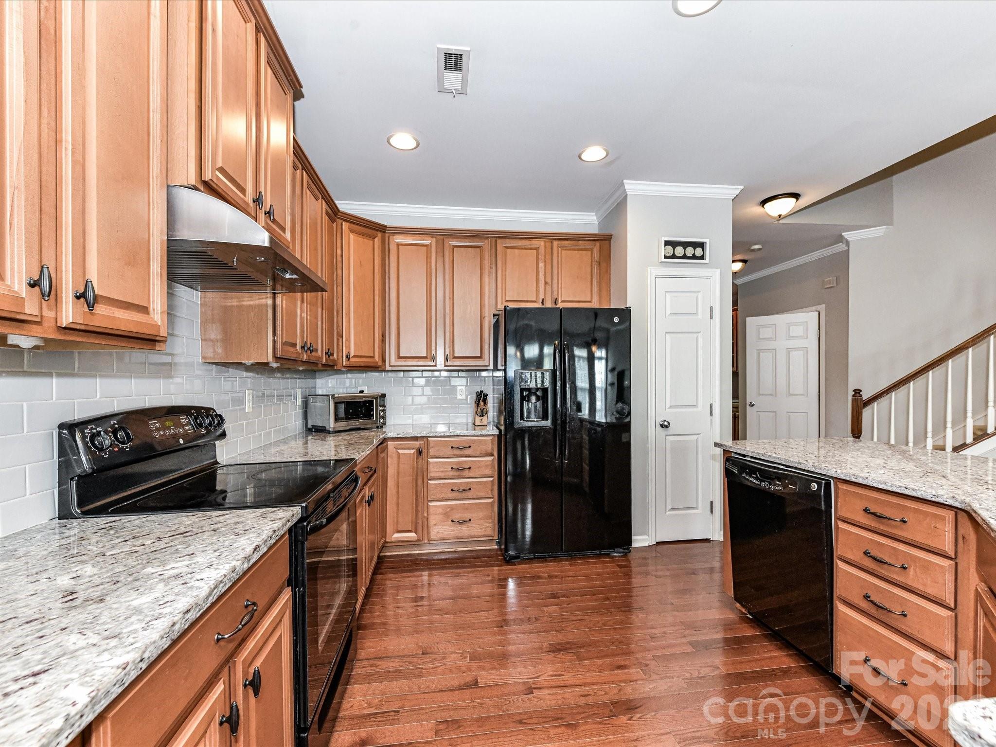 756 Naramore Street — Davidson