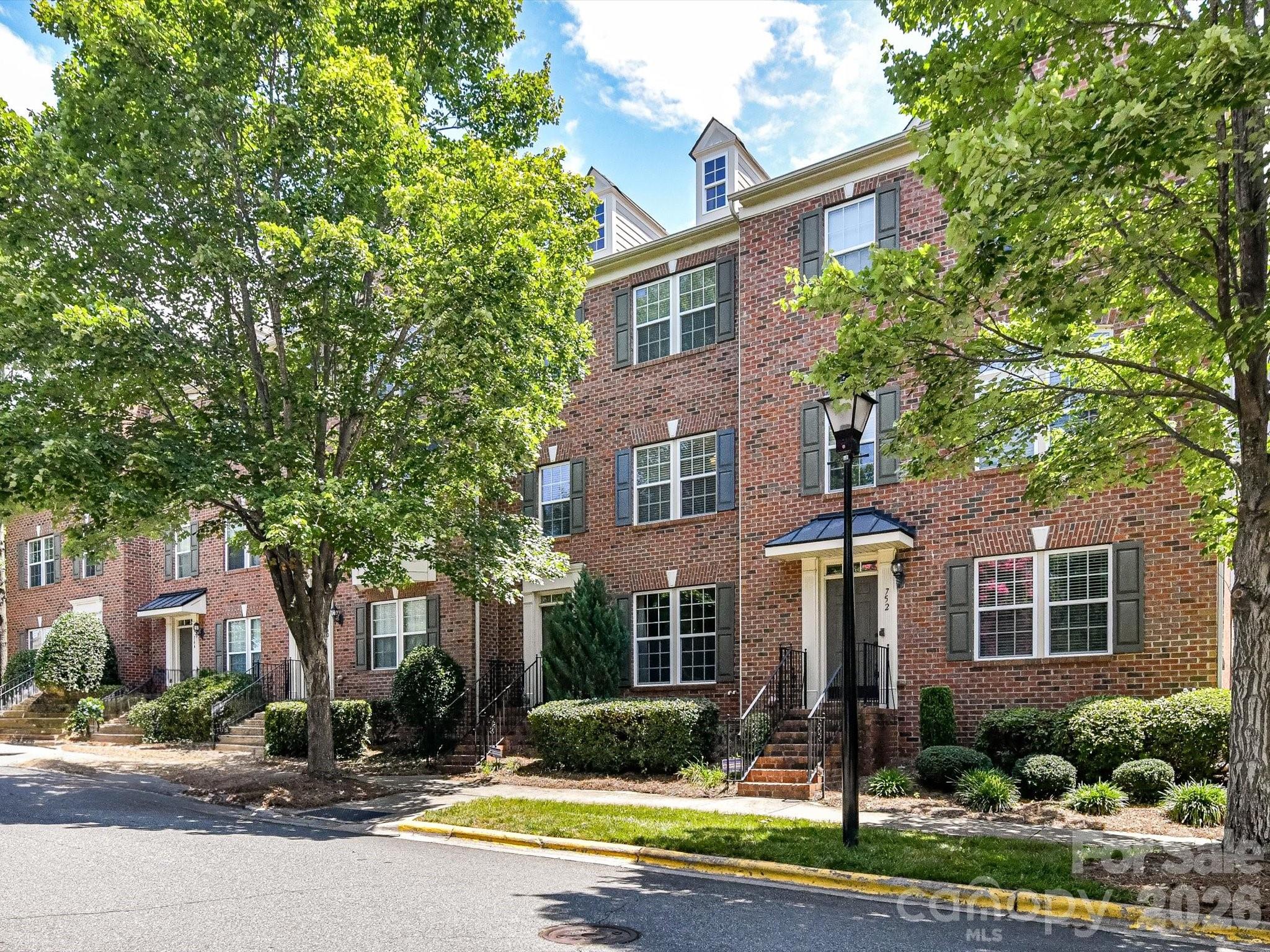 756 Naramore Street — Davidson