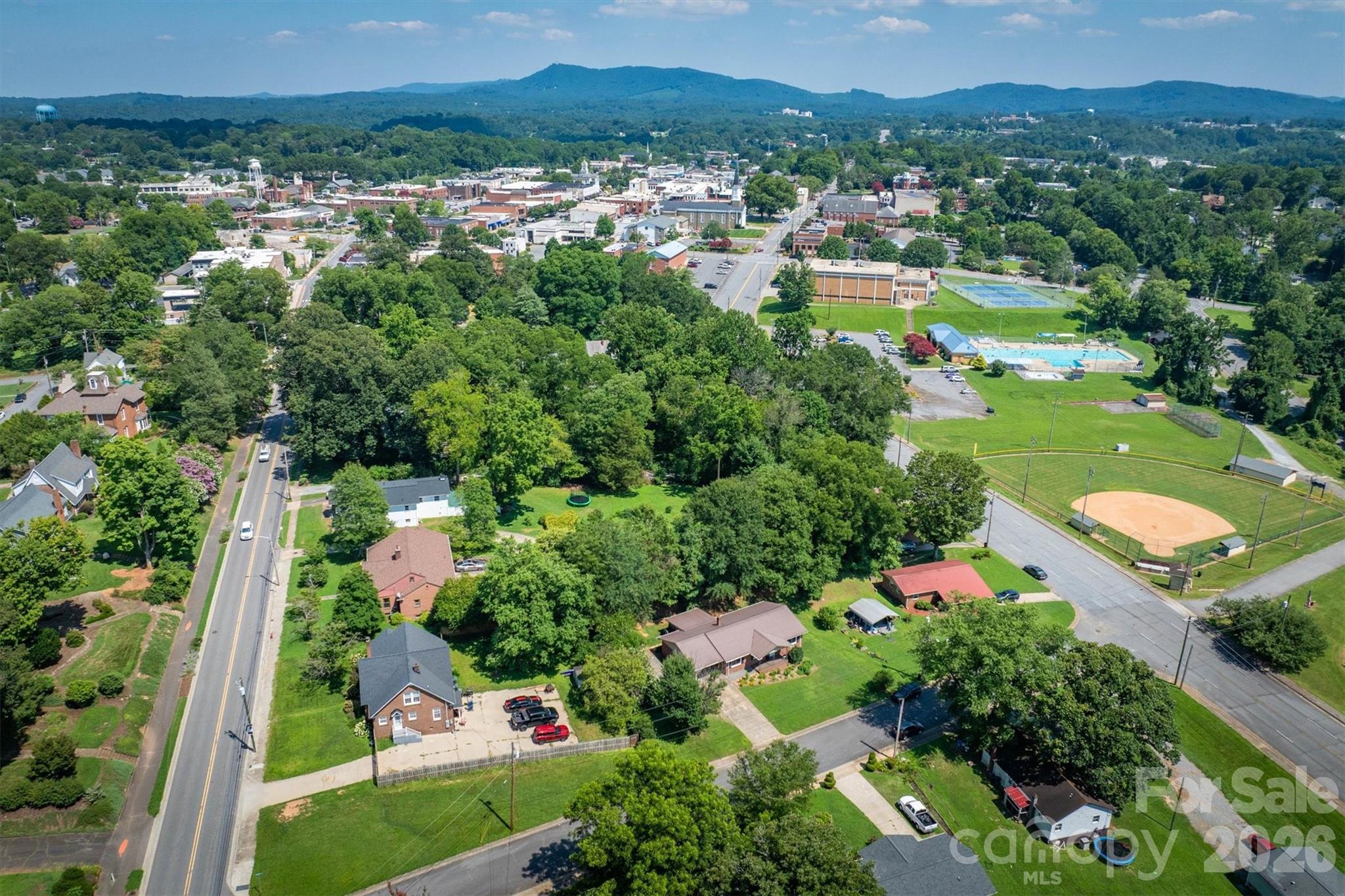 214 Howard Street — Morganton
