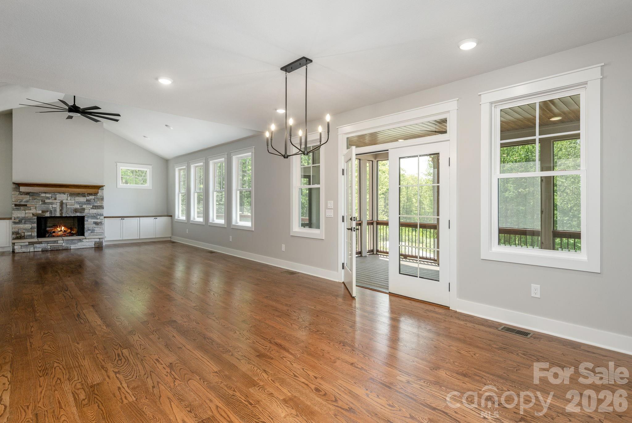 634 Hollybrook Drive — Flat Rock