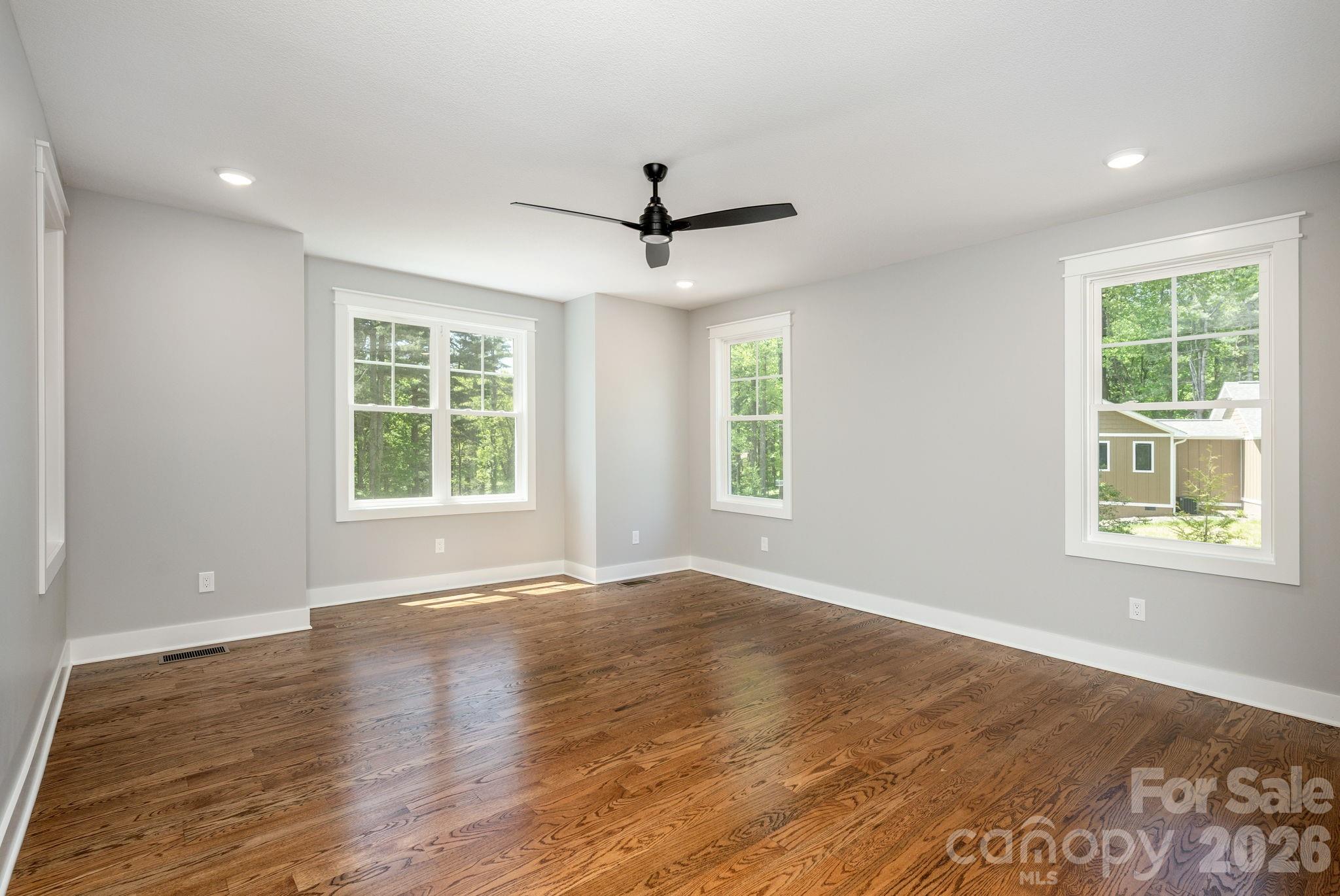 634 Hollybrook Drive — Flat Rock