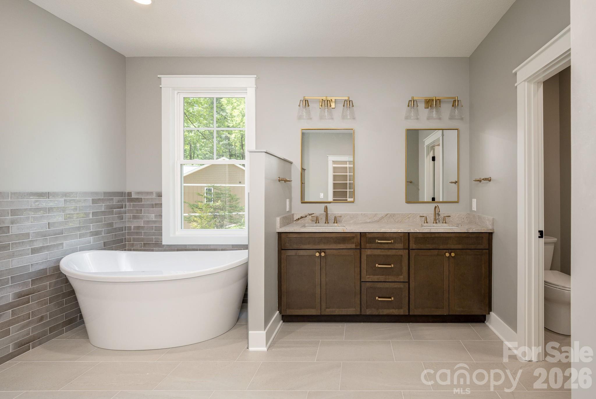 634 Hollybrook Drive — Flat Rock