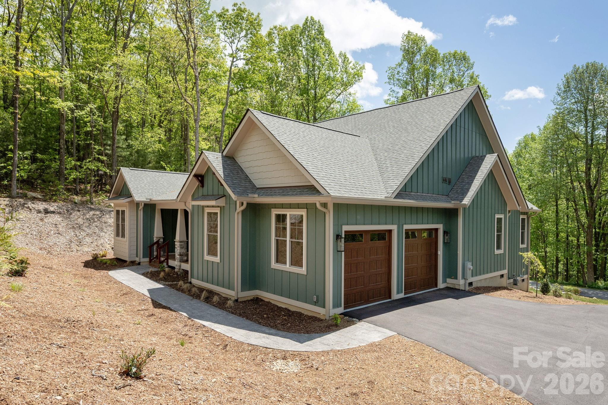 634 Hollybrook Drive — Flat Rock