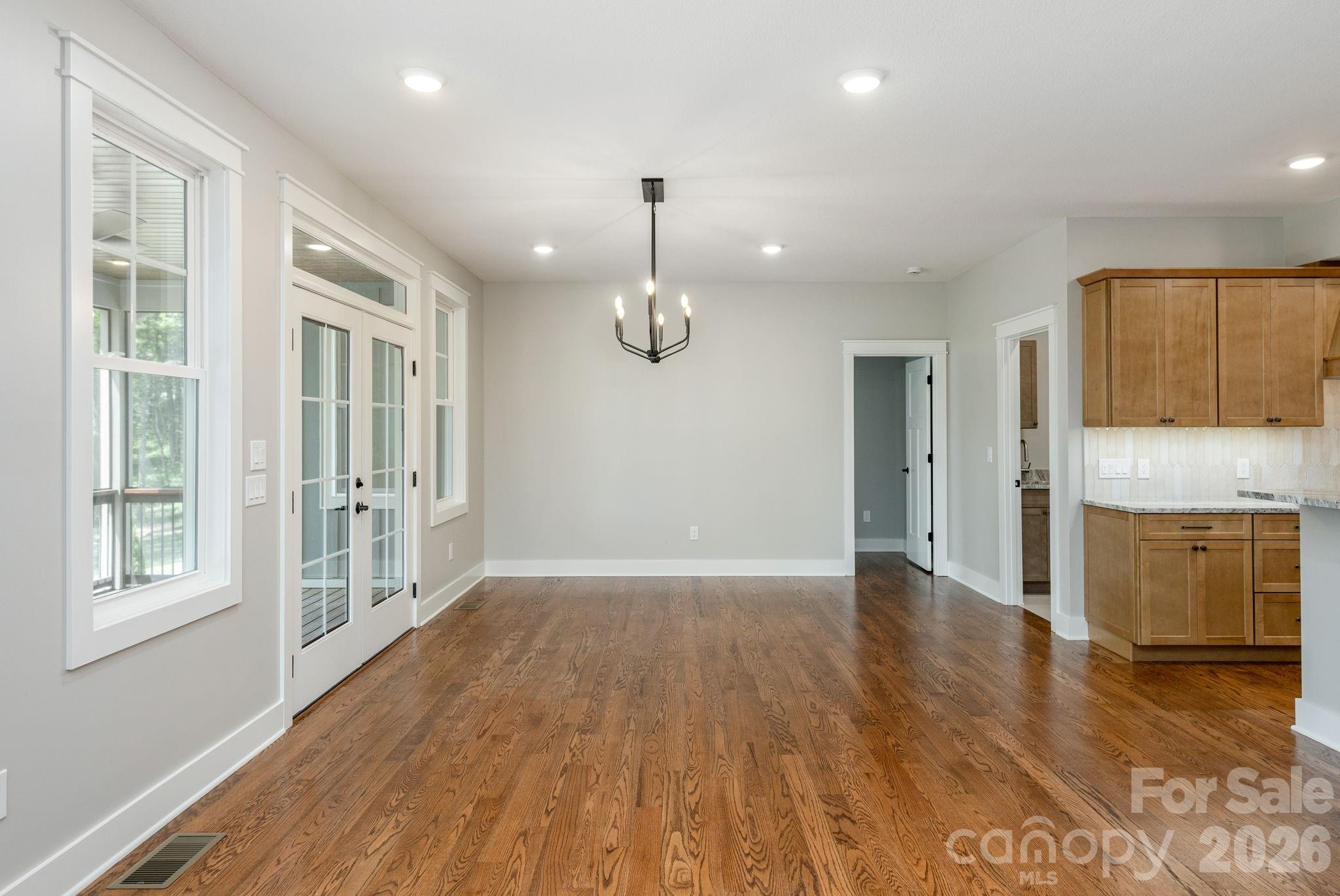634 Hollybrook Drive — Flat Rock